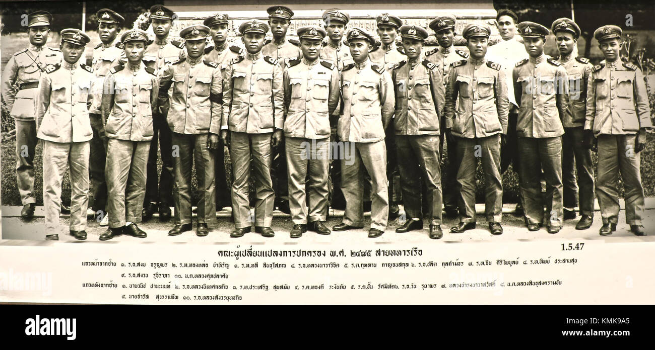 Khana Ratsadon si riferisce al movimento politico in Thailandia, noto come Partito Popolare. Il movimento ha svolto un ruolo chiave nella rivoluzione siamese del 1932, che ha portato all'istituzione di una monarchia costituzionale in Thailandia. Foto Stock