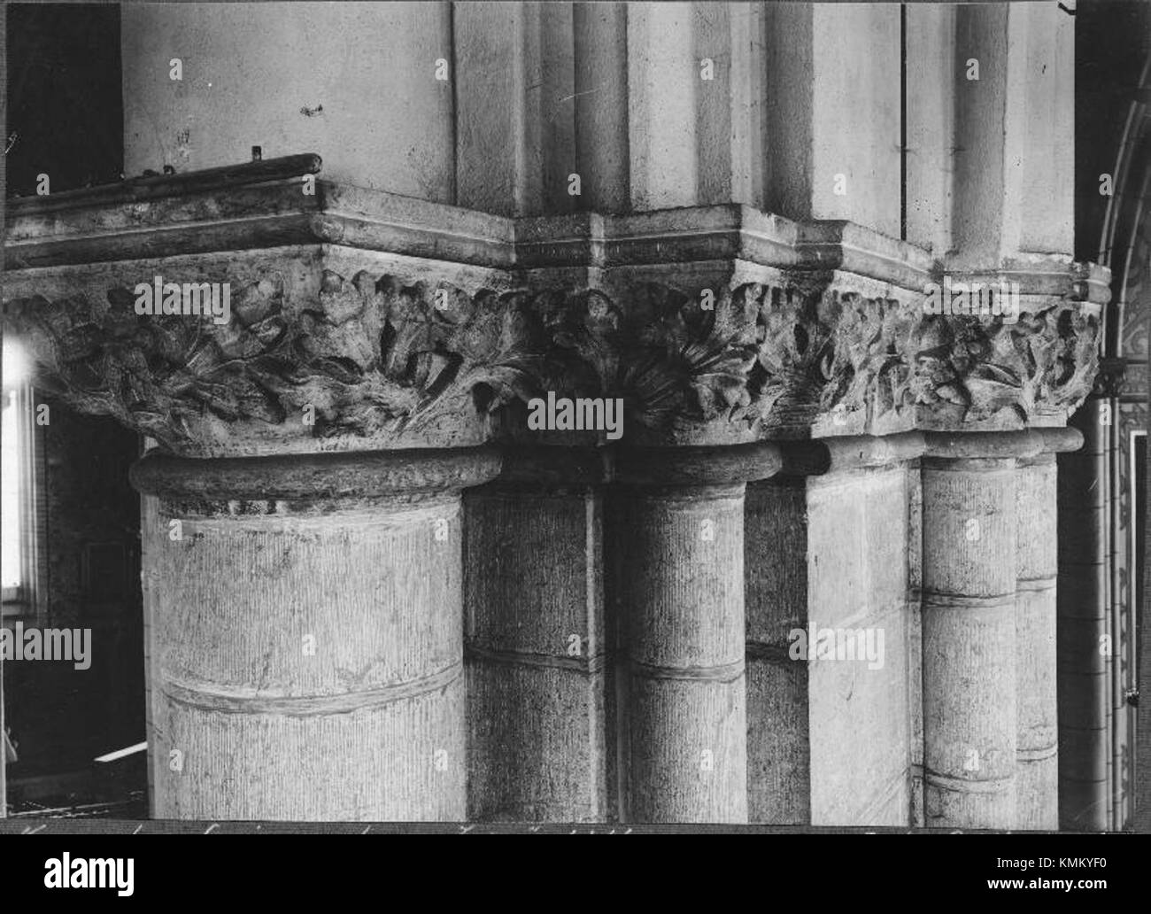 La cattedrale di Uppsala, conosciuta come Uppsala Domkyrka, è una chiesa storica in Svezia. È la cattedrale più grande dei paesi nordici e un punto di riferimento chiave del patrimonio religioso e architettonico svedese. Foto Stock