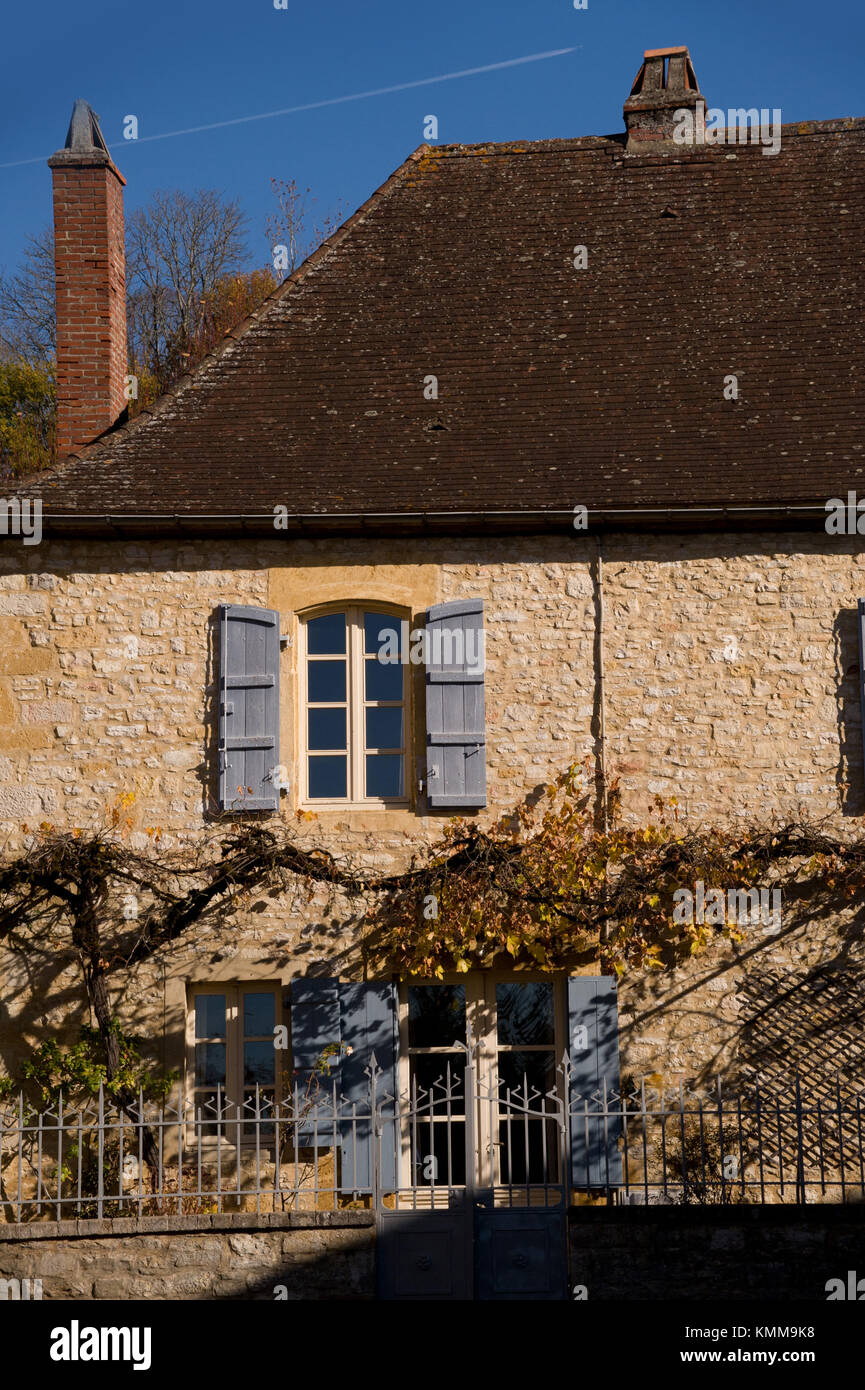 Tipica casa di villaggio, Cazals, Francia Foto Stock