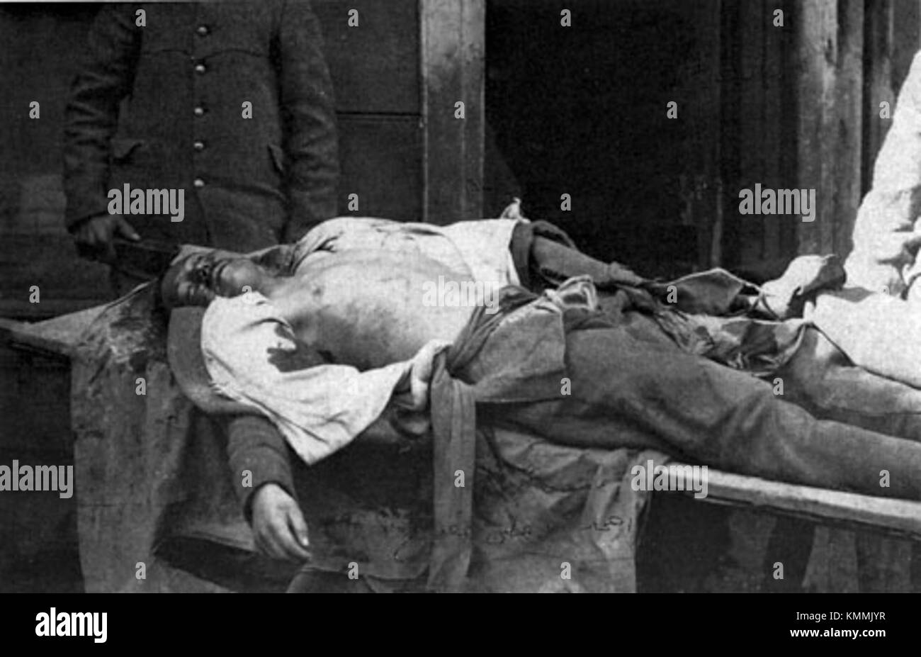 La morte di un soldato turco durante il raid di Sehzadebasi si riferisce a un incidente in cui un soldato è stato ucciso durante un'operazione militare. Questo evento evidenzia i conflitti in corso nella regione durante tale periodo di tempo. Foto Stock