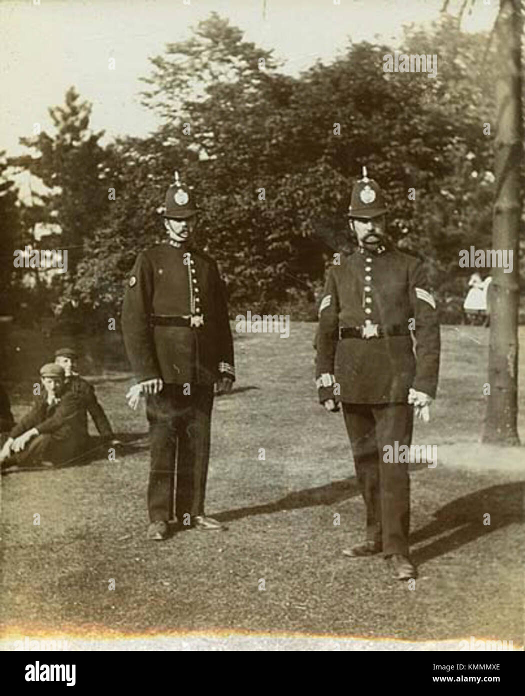 Questa fotografia mostra la polizia dei Parchi di Birmingham, parte integrante del mantenimento della sicurezza e dell'ordine nei parchi pubblici di Birmingham. Riflette il ruolo delle autorità locali nella gestione degli spazi urbani. Foto Stock