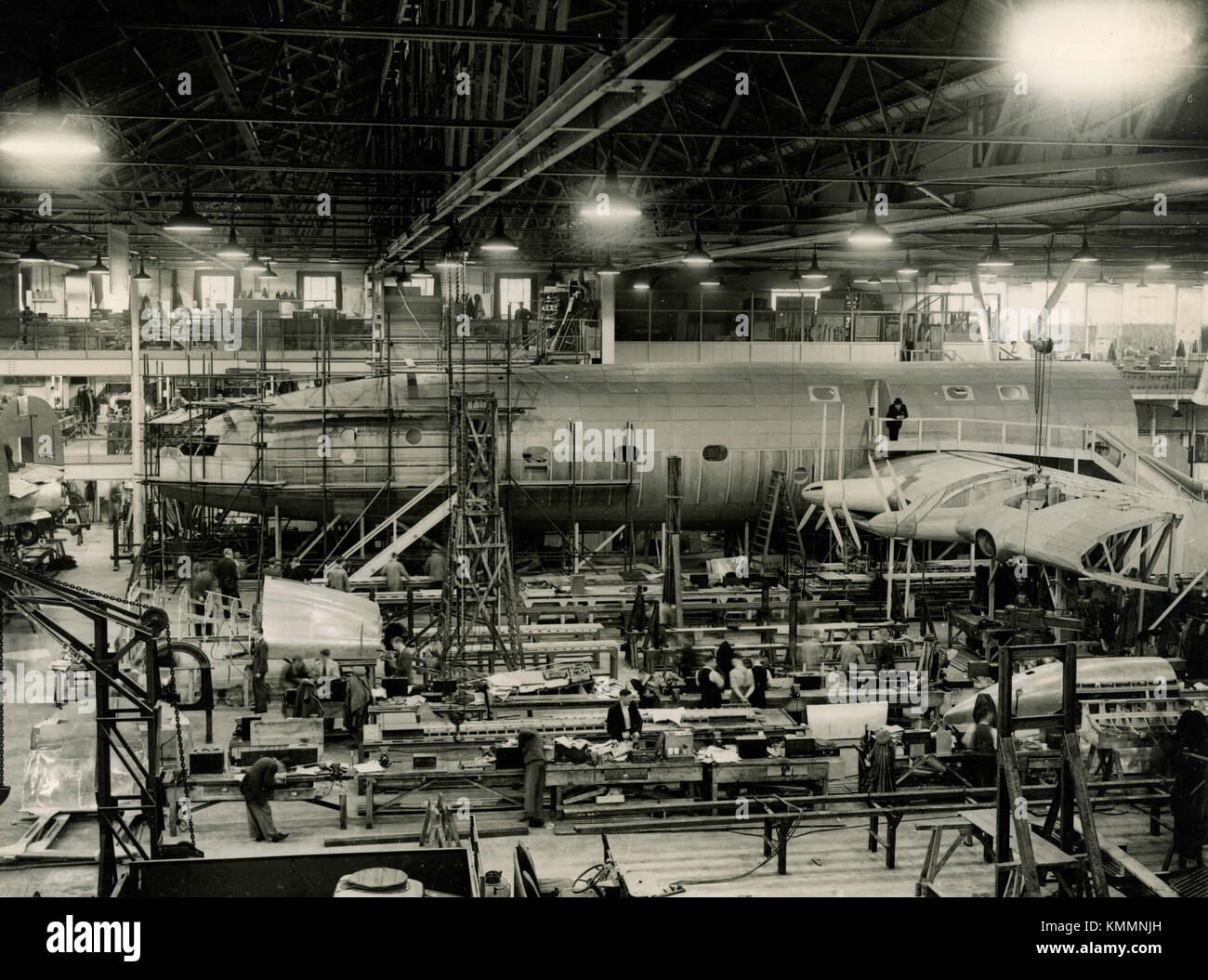 Assemblaggio di aeromobili Brabazol Bristol Tipo 167, Regno Unito 1949 Foto Stock