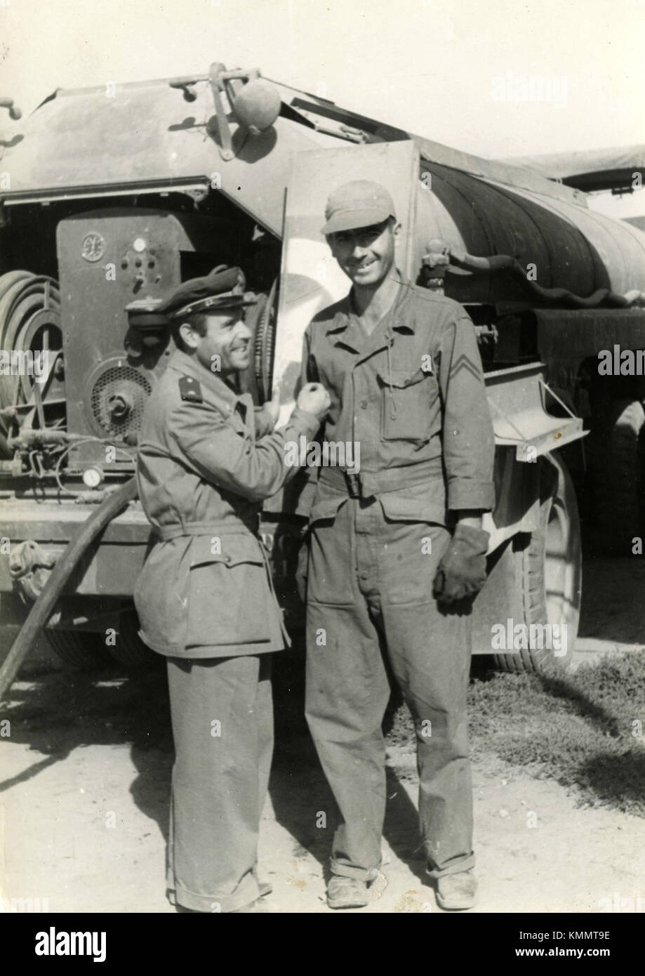 Due soldati, 1940s Foto Stock