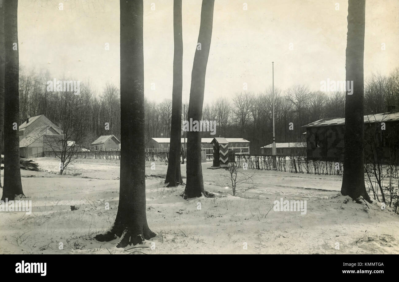 Caserma italiana ingresso, 1920s Foto Stock