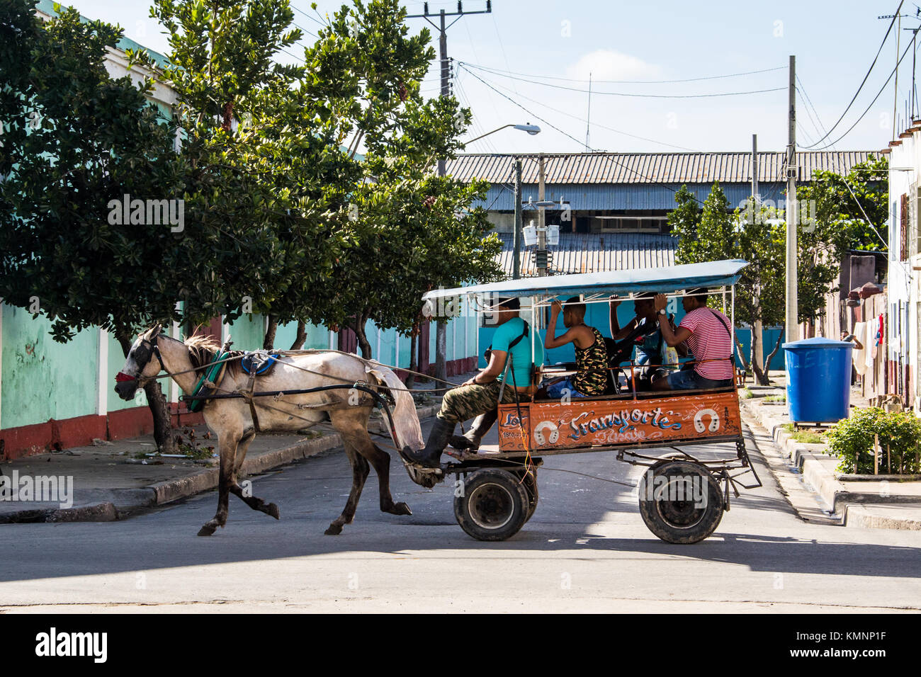 Il calesse taxi a Cienfuegos, Cuba Foto Stock