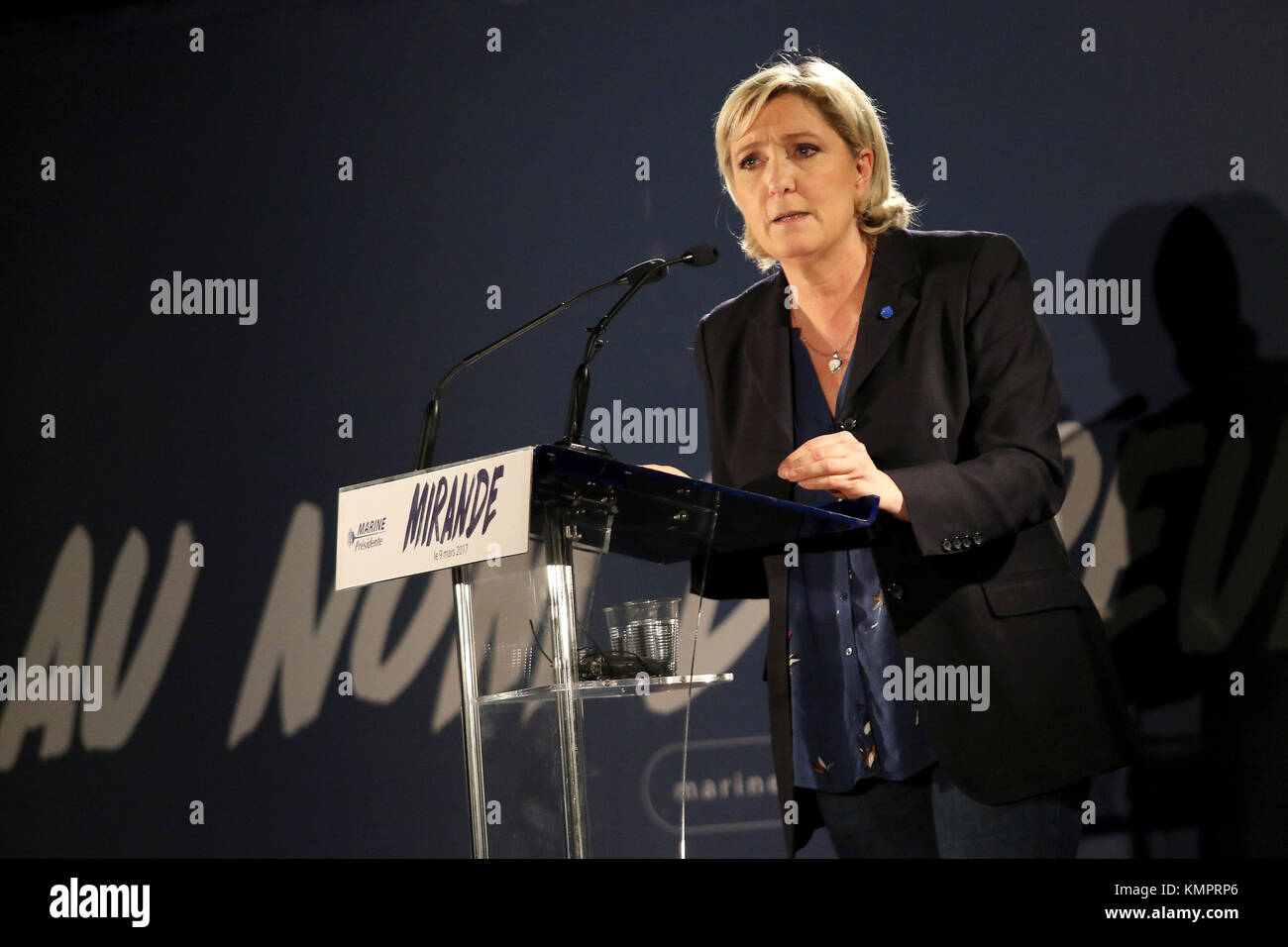 Mirande (Francia) marzo, 09 2017 ;Incontro di Marine Le Pen candidato di estrema destra Fronte nazionale francese per l'elezione presidenziale di Mirande Foto Stock