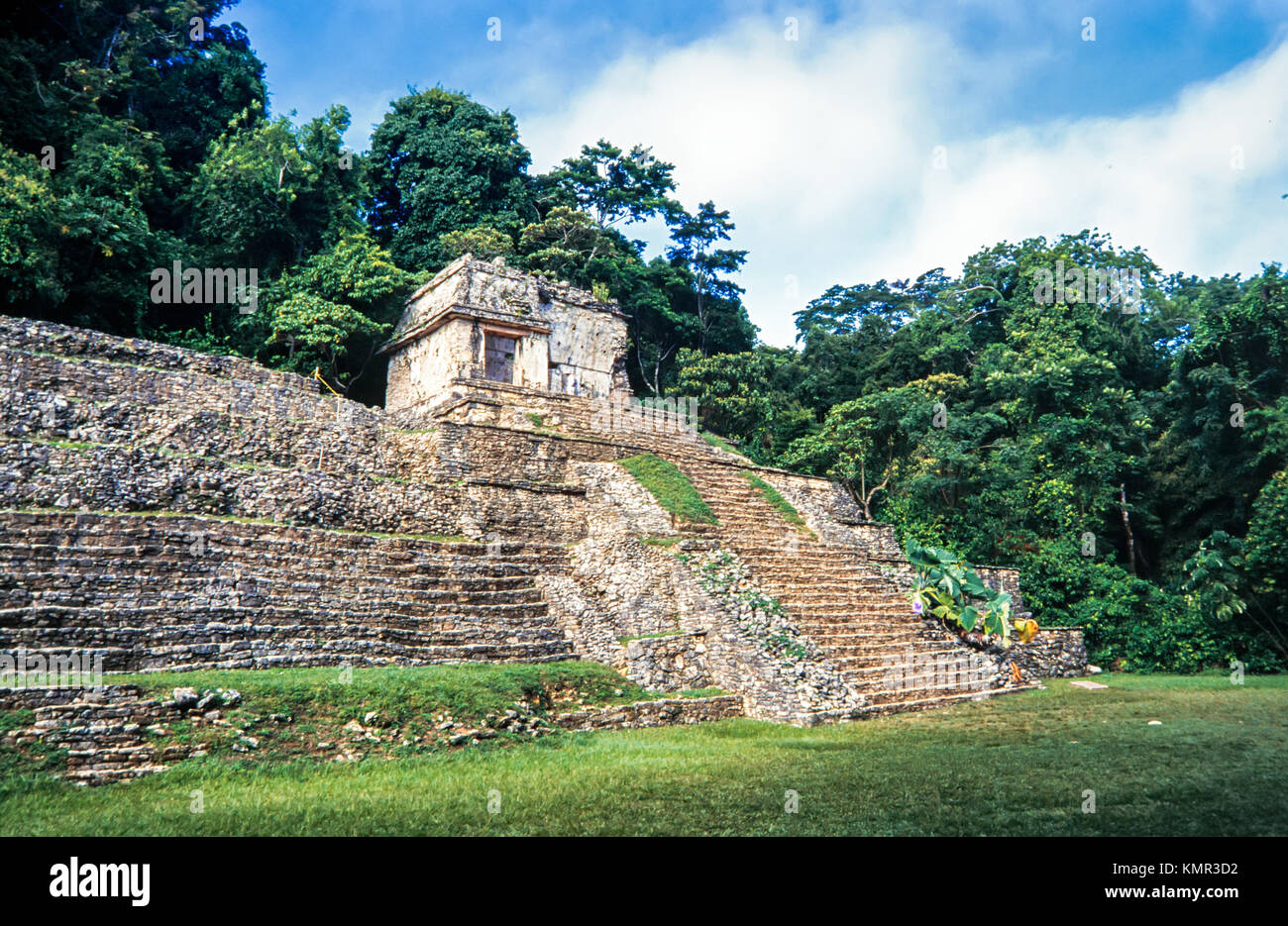 Le rovine maya di Palenque, Chiapas, Messico. Maya precolombiana civiltà mesoamericane. Noto come Lakamha. Patrimonio Mondiale UNESCO Foto Stock