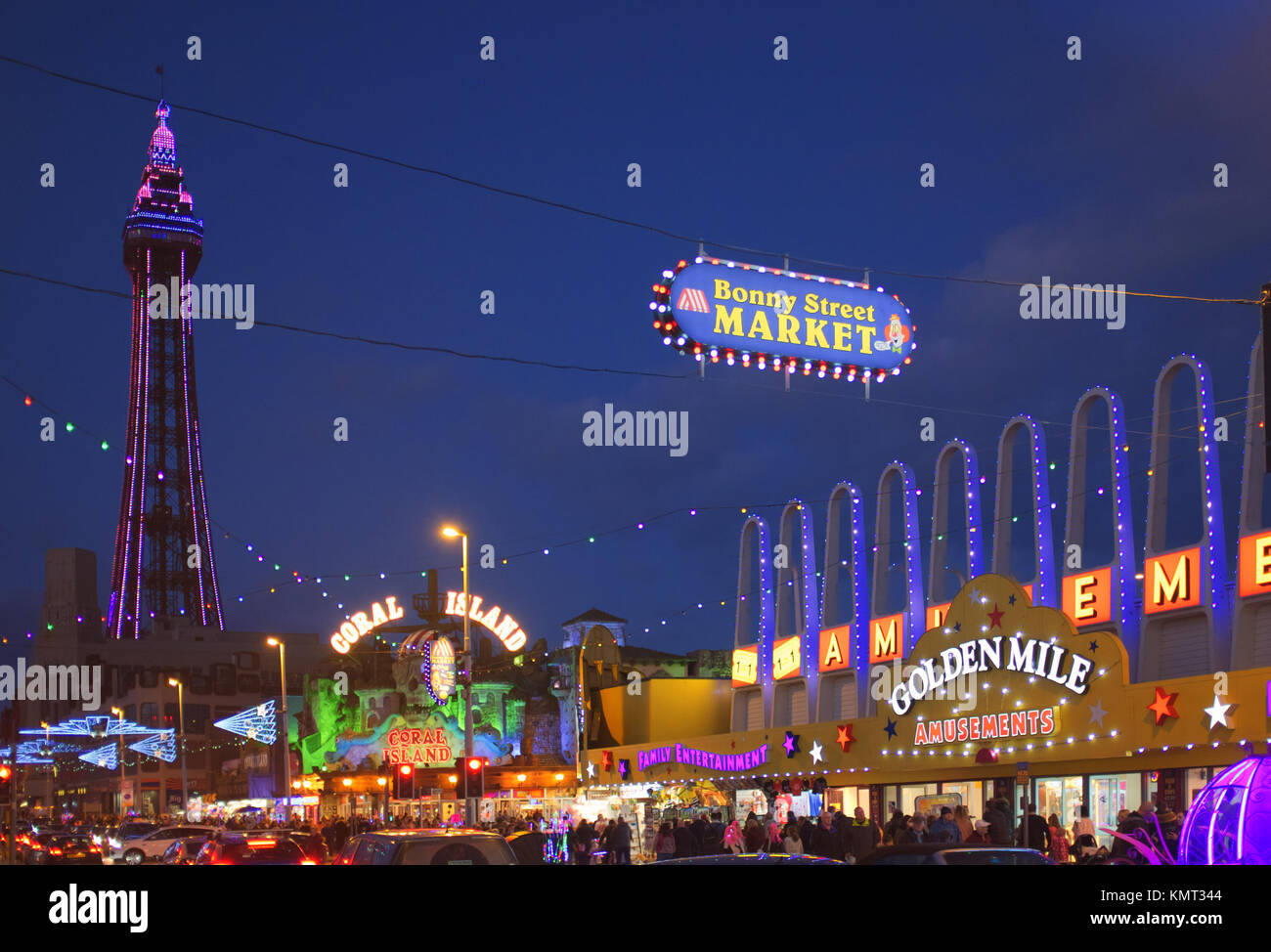 Luminarie di Blackpool Tower e 2017 Foto Stock