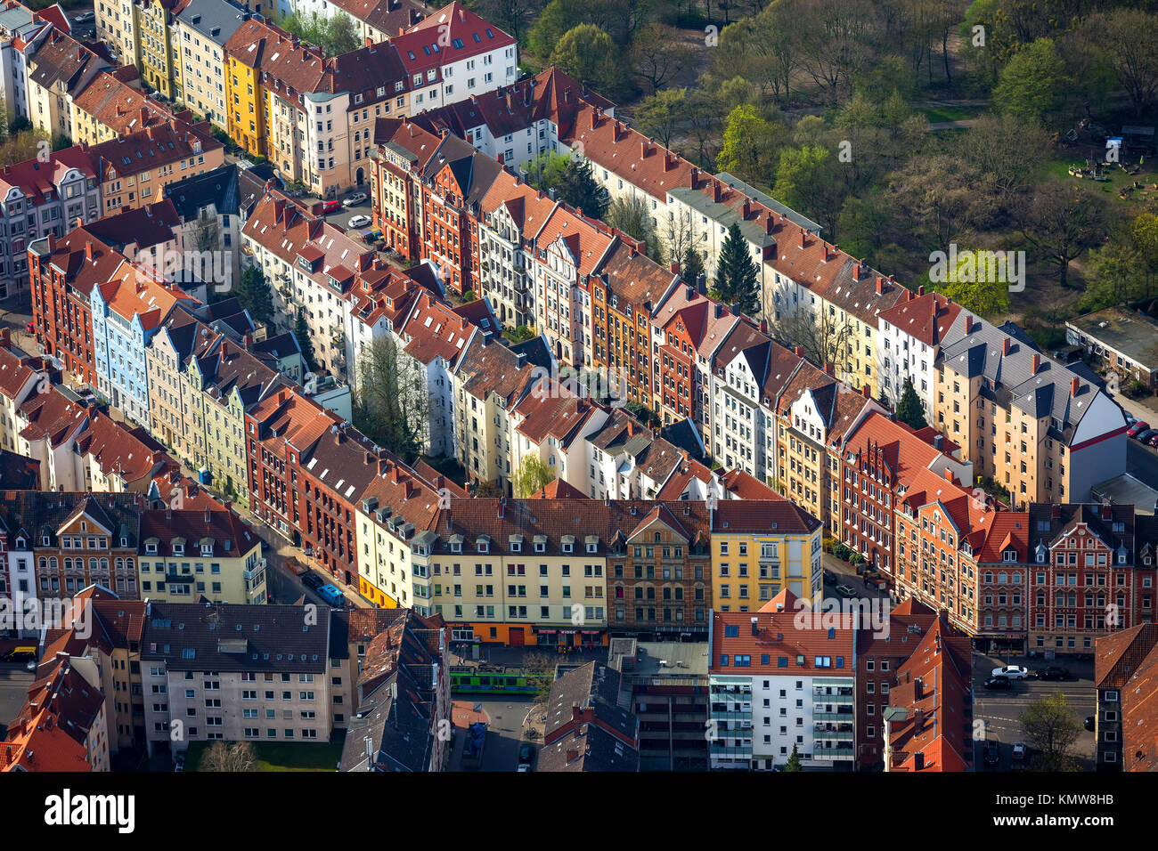 District Linden-Nord, perimetro block development, fiumi Leine e Ihme, tetti in tegole rosse, san Benno Chiesa, Hannover, capitale dello stato, Bassa Sassonia, germe Foto Stock