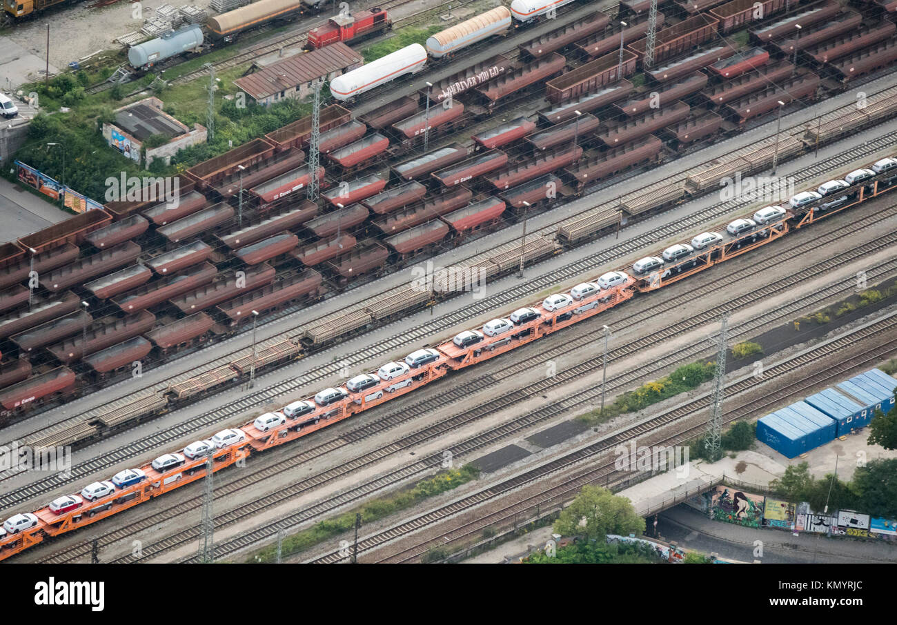 Vista aerea della vettura ferroviaria transporter, Monaco di Baviera, Germania Foto Stock
