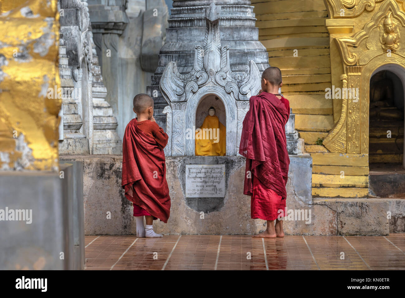 Shwe Indein Pagoda, Lago Inle, Myanmar, Asia Foto Stock