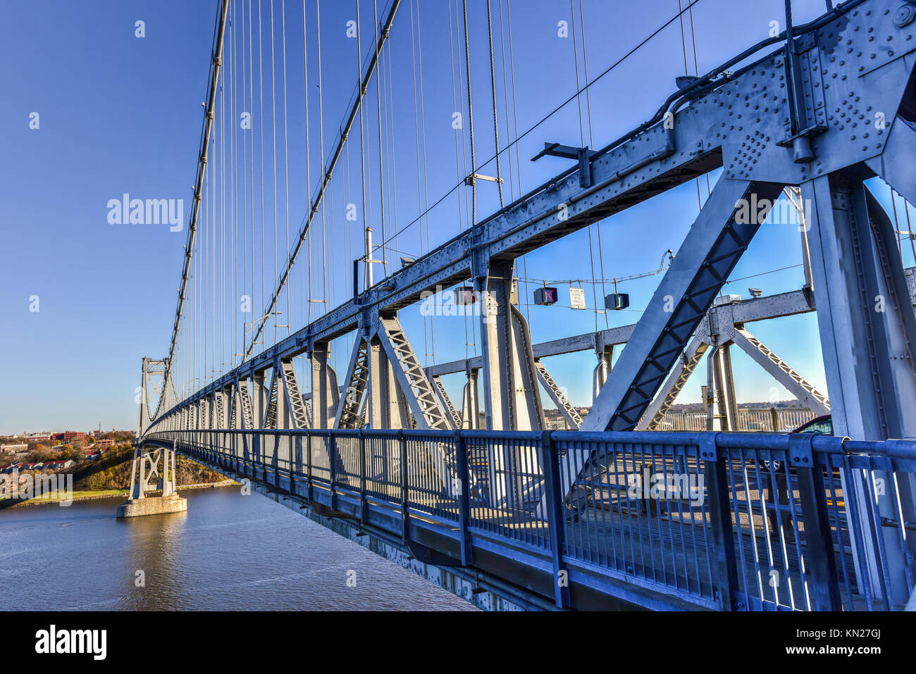 Mid-Hudson ponte che attraversa il fiume Hudson in Poughkeepsie, New York Foto Stock
