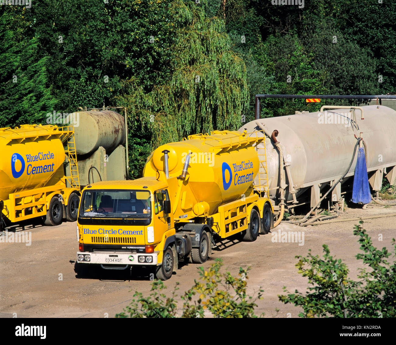 Impianto di stoccaggio e trasporto del cemento Blue Circle, Inghilterra, Regno Unito Foto Stock