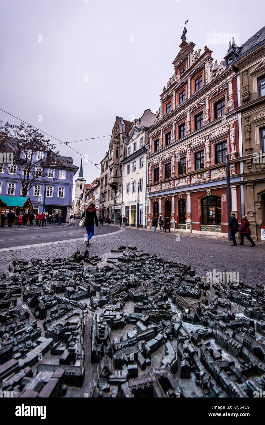 La città di Erfurt con mappa della città in primo piano Foto Stock