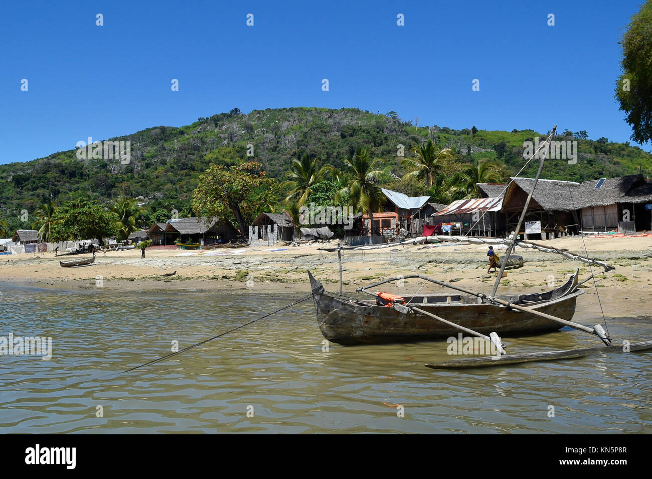 La spiaggia di Ampangorinana, Nosy Komba, Madagascar Foto Stock