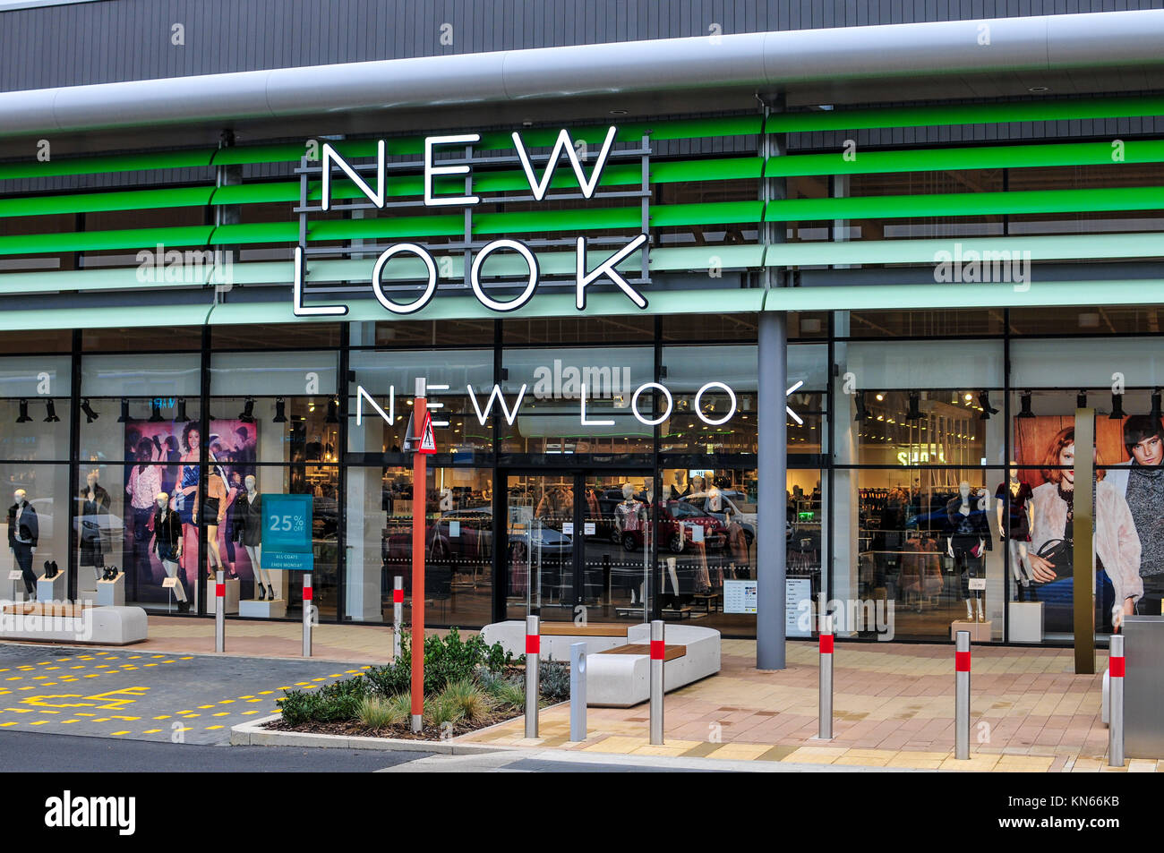 Nuovo look di department store Rushden Laghi Northamptonshire REGNO UNITO Foto Stock