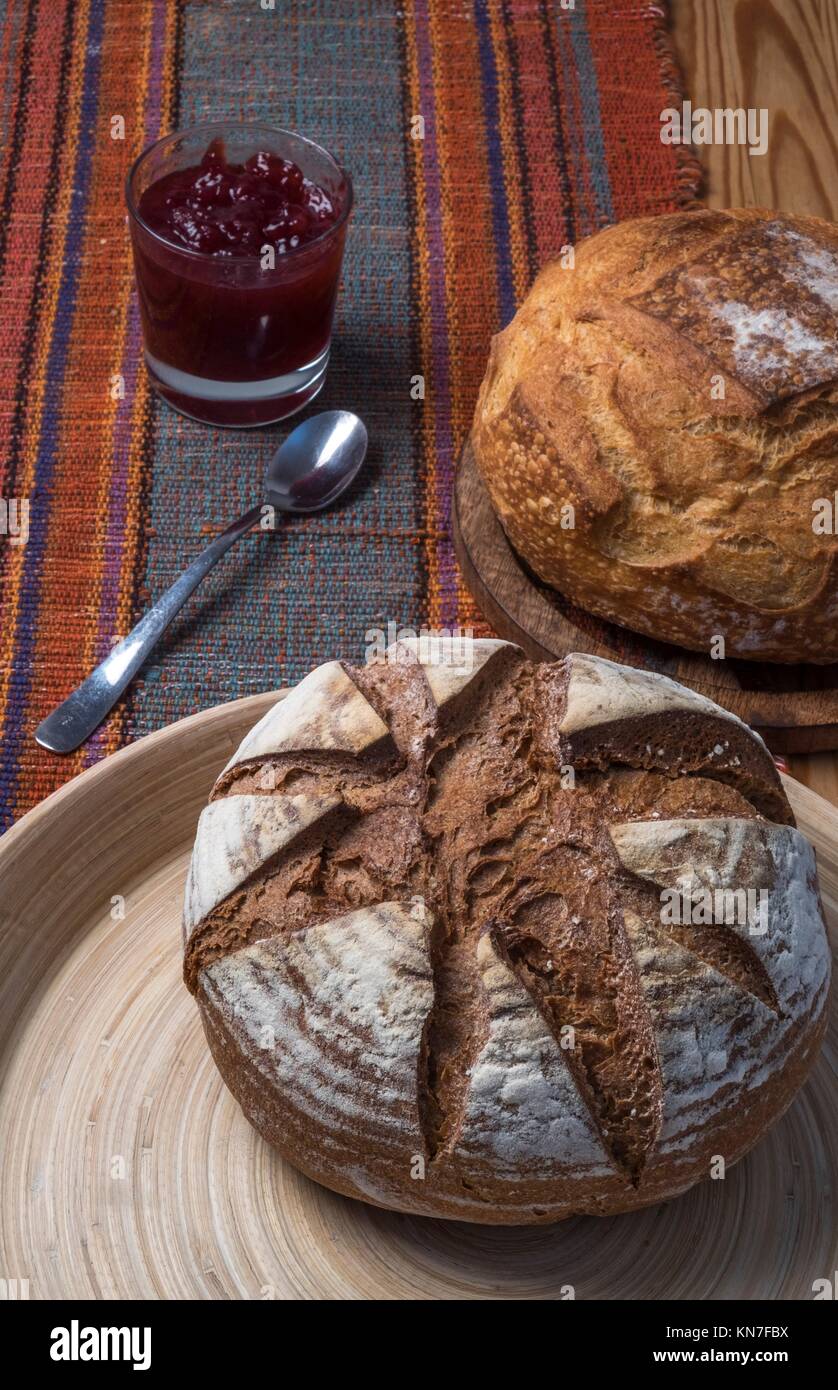 Organici di pane fatto in casa. Foto Stock