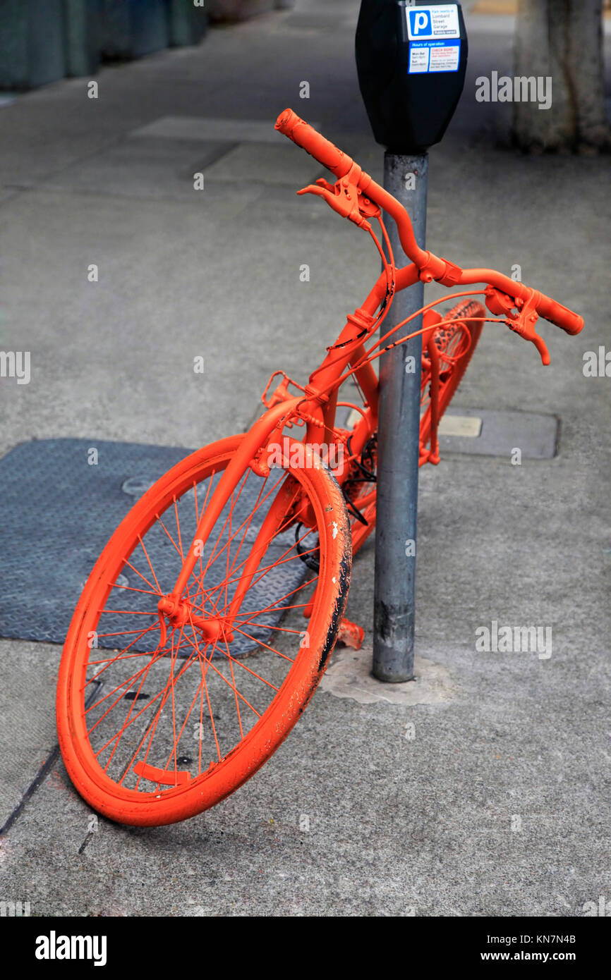 Parcheggio bici arancione in San Francisco Foto Stock