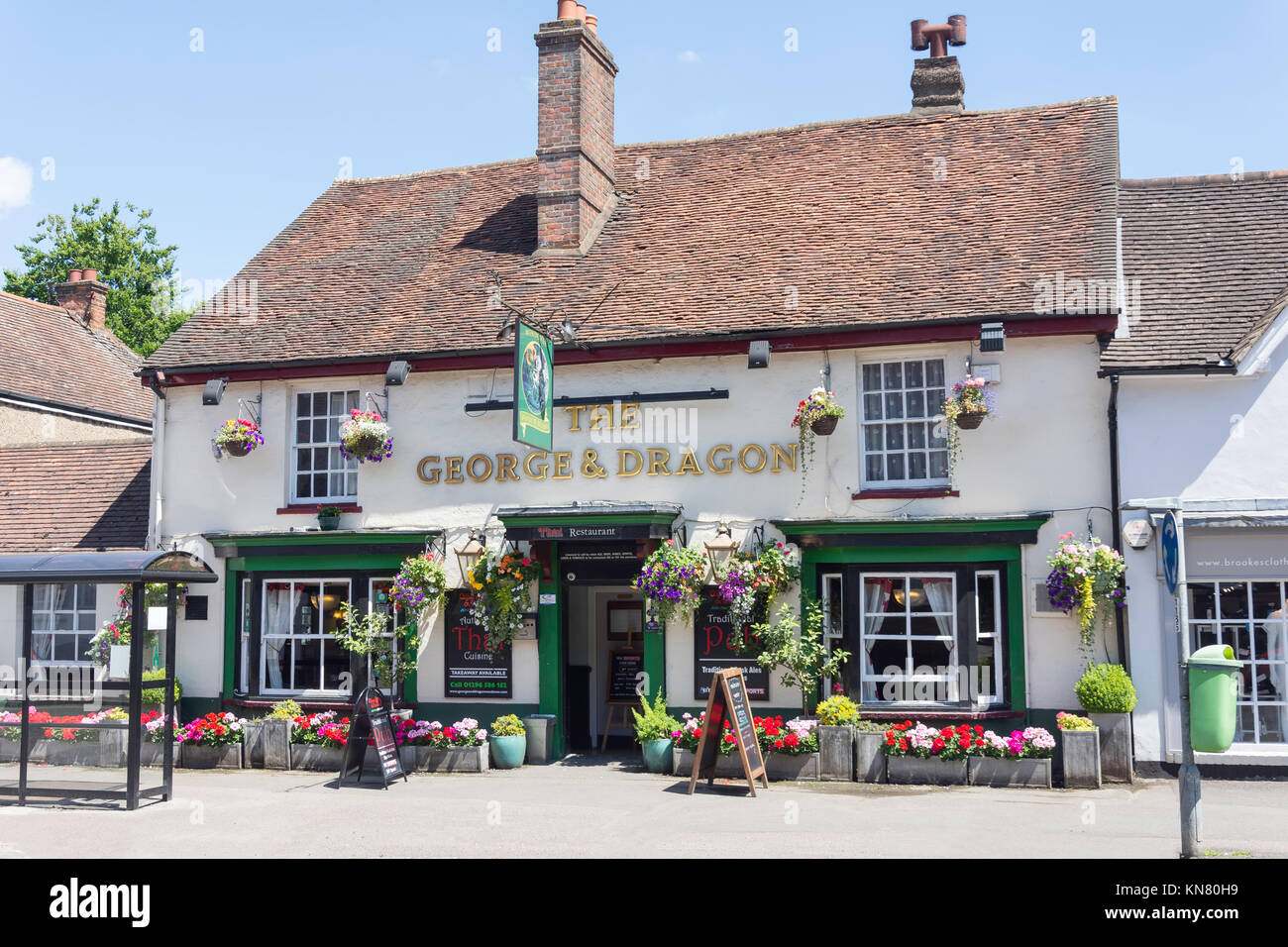 Il XVI secolo il George & Dragon Inn Aylesbury Road, Wendover, Buckinghamshire, Inghilterra, Regno Unito Foto Stock