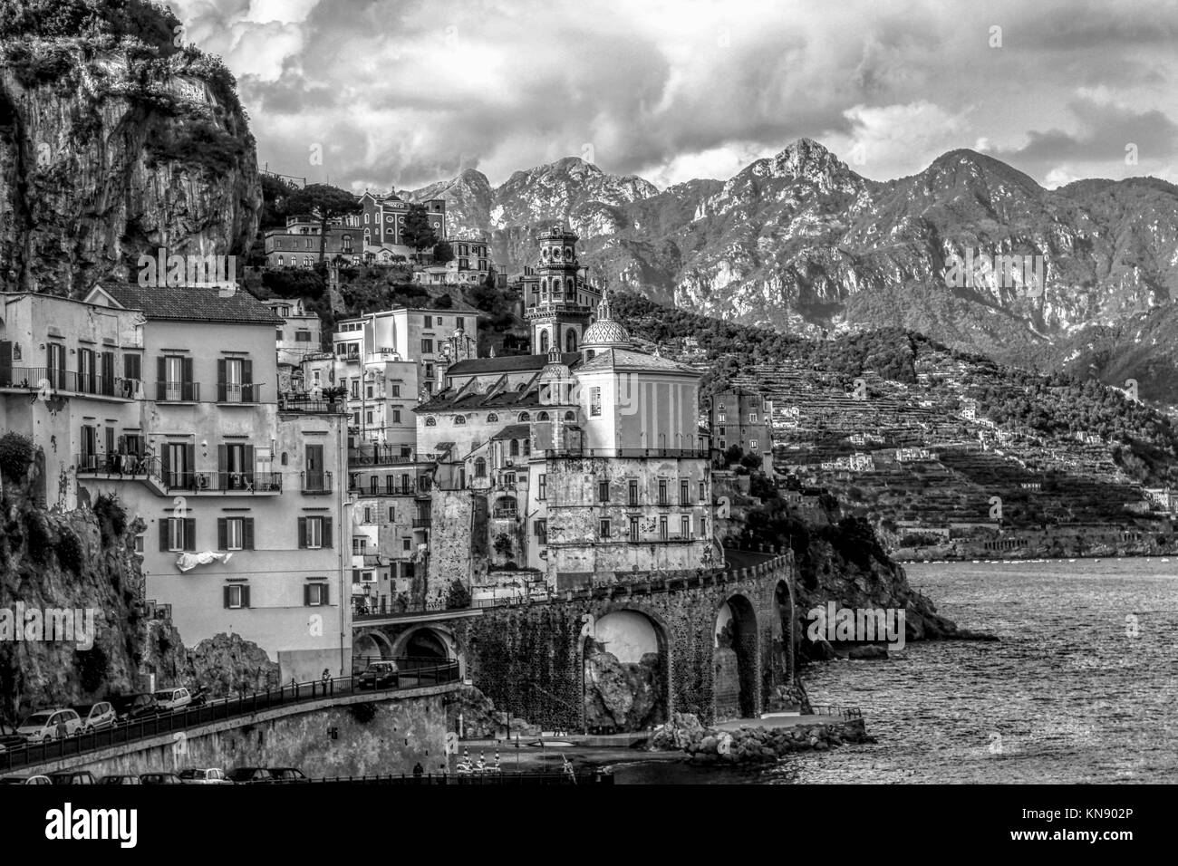 Atrani paesaggio cittadino, in Costiera Amalfitana - Italia Foto Stock