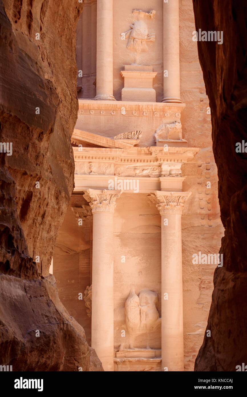 Il Tesoro al sito Patrimonio Mondiale dell'UNESCO, Petra, Giordania Foto Stock