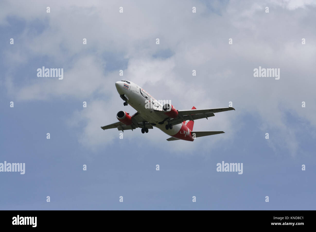 CHIANGMAI , della Thailandia - circa 2007: HS-AAN Boeing 737-300 di Thaiairasia. lo sbarco di Chiangmai dall'Aeroporto Suvarnabhumi di Bangkok, Tailandia. Foto Stock