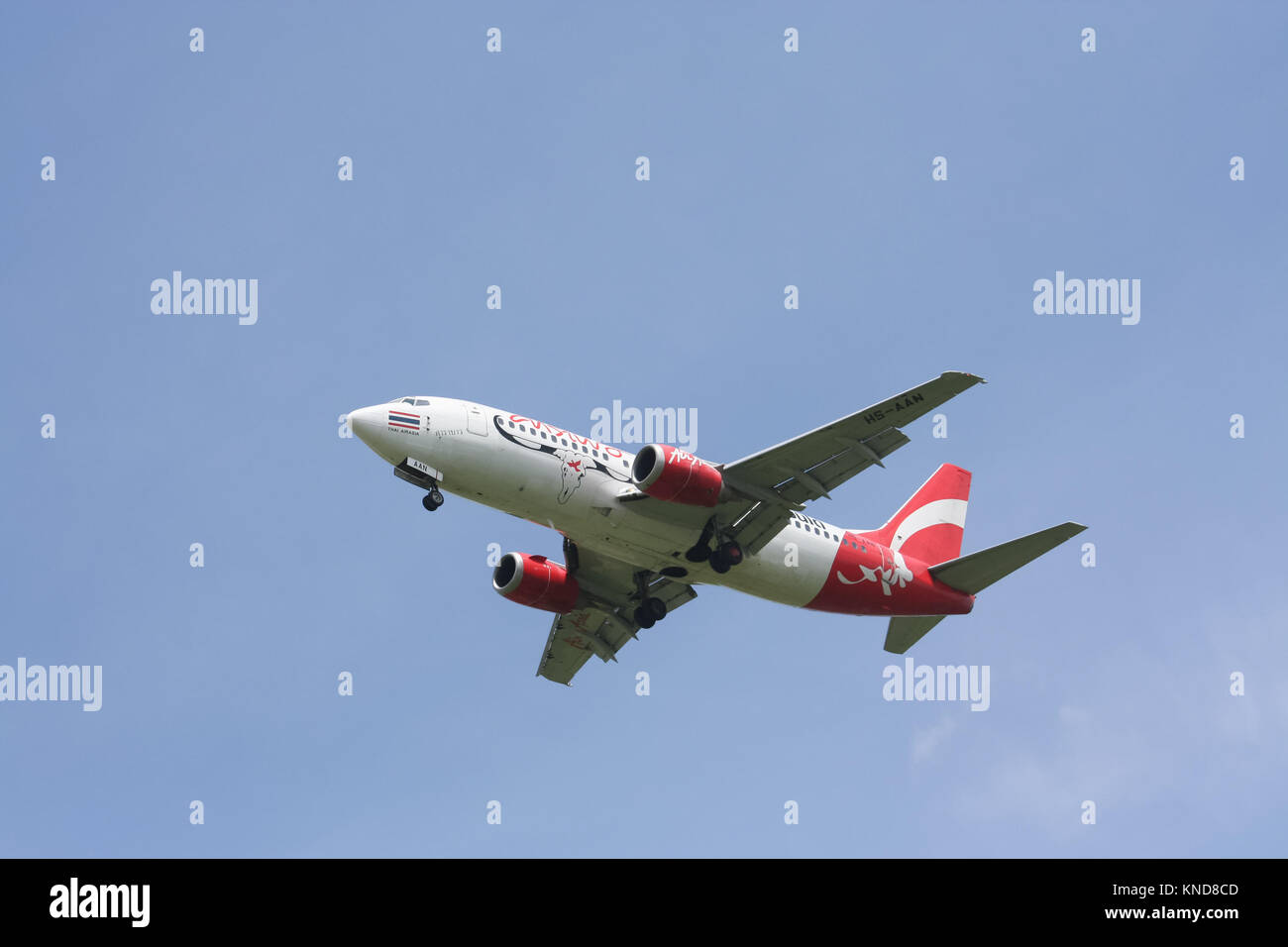 CHIANGMAI , della Thailandia - circa 2007: HS-AAN Boeing 737-300 di Thaiairasia. lo sbarco di Chiangmai dall'Aeroporto Suvarnabhumi di Bangkok, Tailandia. Foto Stock