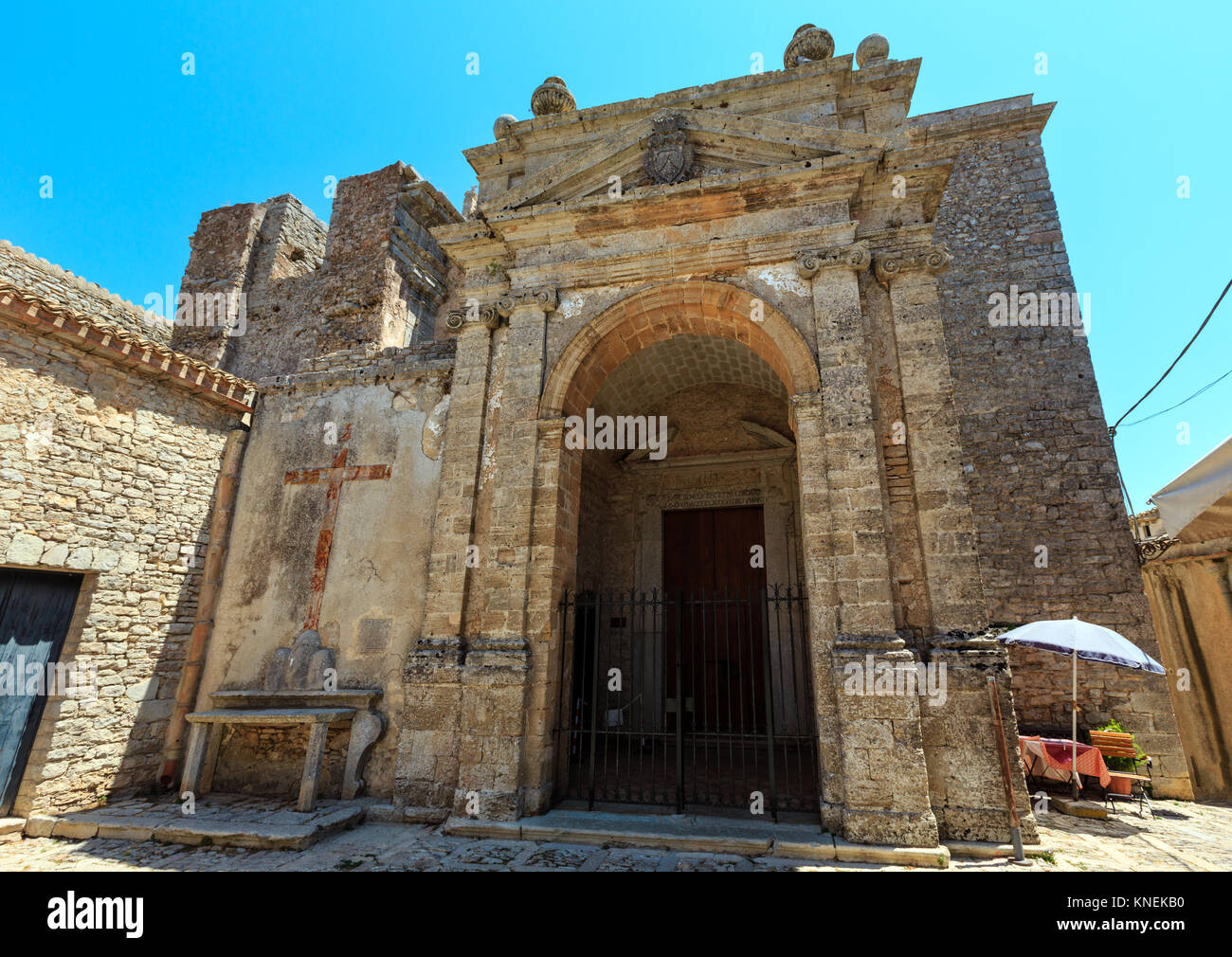 Vecchia Chiesa di San Cataldo nel Borgo medievale di Erice città, regione di Trapani, Sicilia, Italia Foto Stock