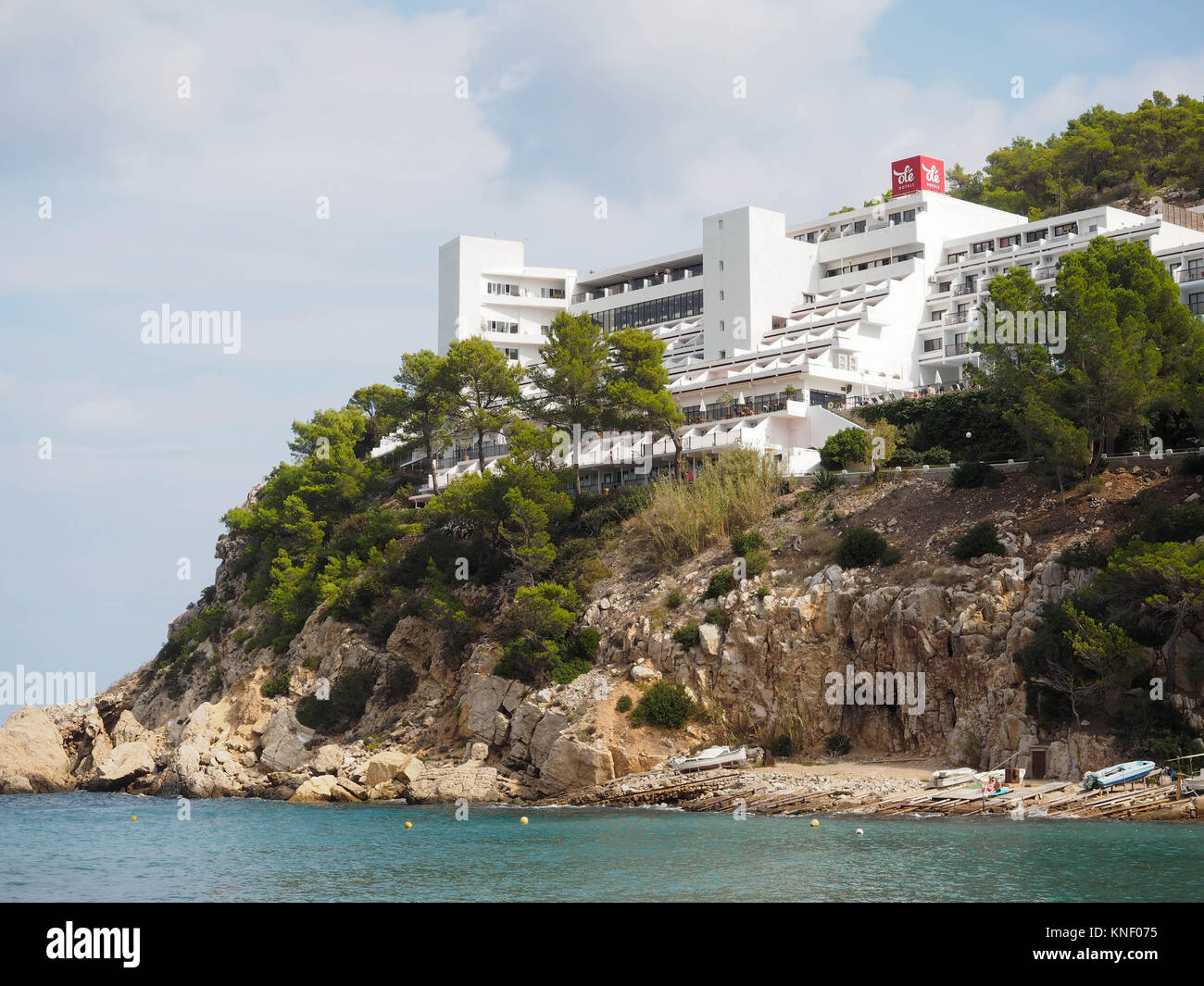 HOTEL OLE Galeon, affacciato sulla Baia di Port DE SANT MIQUEL Foto Stock