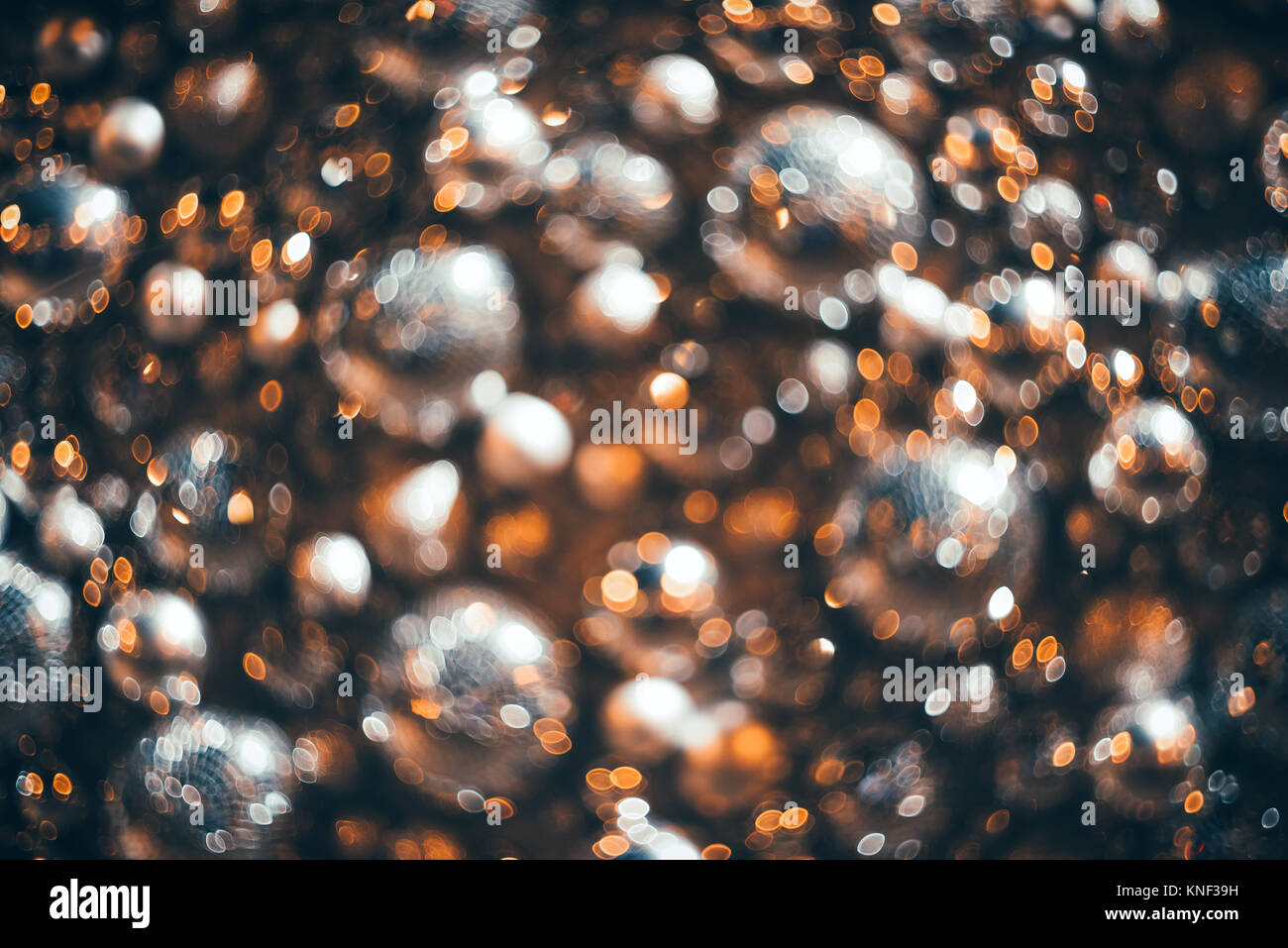 Bokeh di fondo. Anno nuovo sfondo bokeh di fondo. Abstract con sfondo colorato bokeh di fondo. Luci sfocati. Sfondo per carte di Natale. Bella christm sfocata Foto Stock