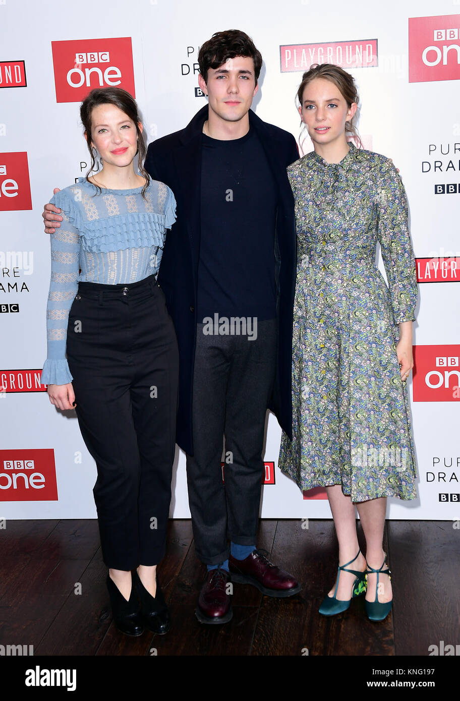 Annes Elwy, Giona Hauer-King e Maya Hawke arrivati al piccolo lo screening delle donne detenute all'Hotel Soho di Londra. Foto Stock