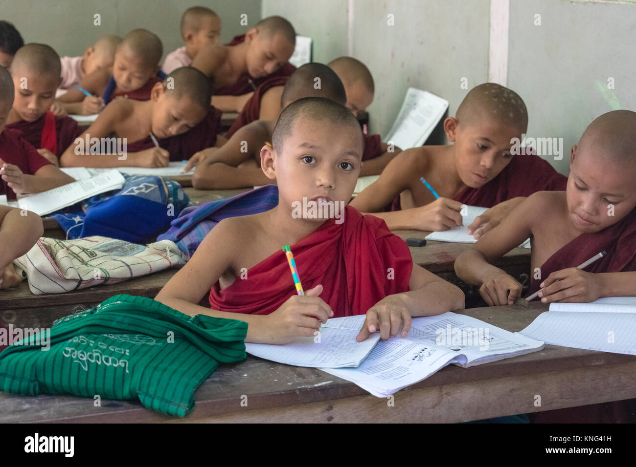 Scuola di monaco, Sagaing, Mandalay Myanmar, Asia Foto Stock