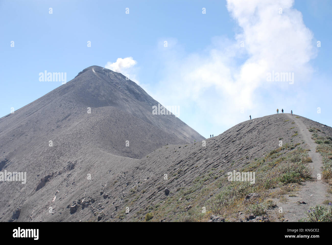 Un' eruzione del vulcano Fuego in Guatemala che i mondi più continuamente il vulcano attivo Foto Stock