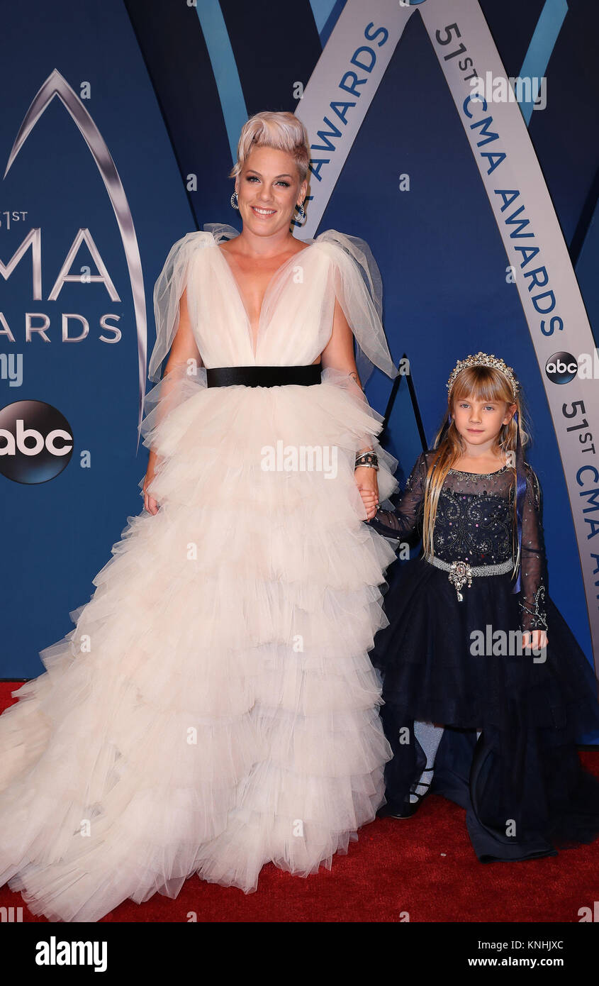 51St CMA Awards a Music City Center - Arrivi con: Rosa, Willow Sage Hart dove: Nashville, Tennessee, Stati Uniti quando: 08 Nov 2017 Credit: Judy Eddy/WENN.com Foto Stock