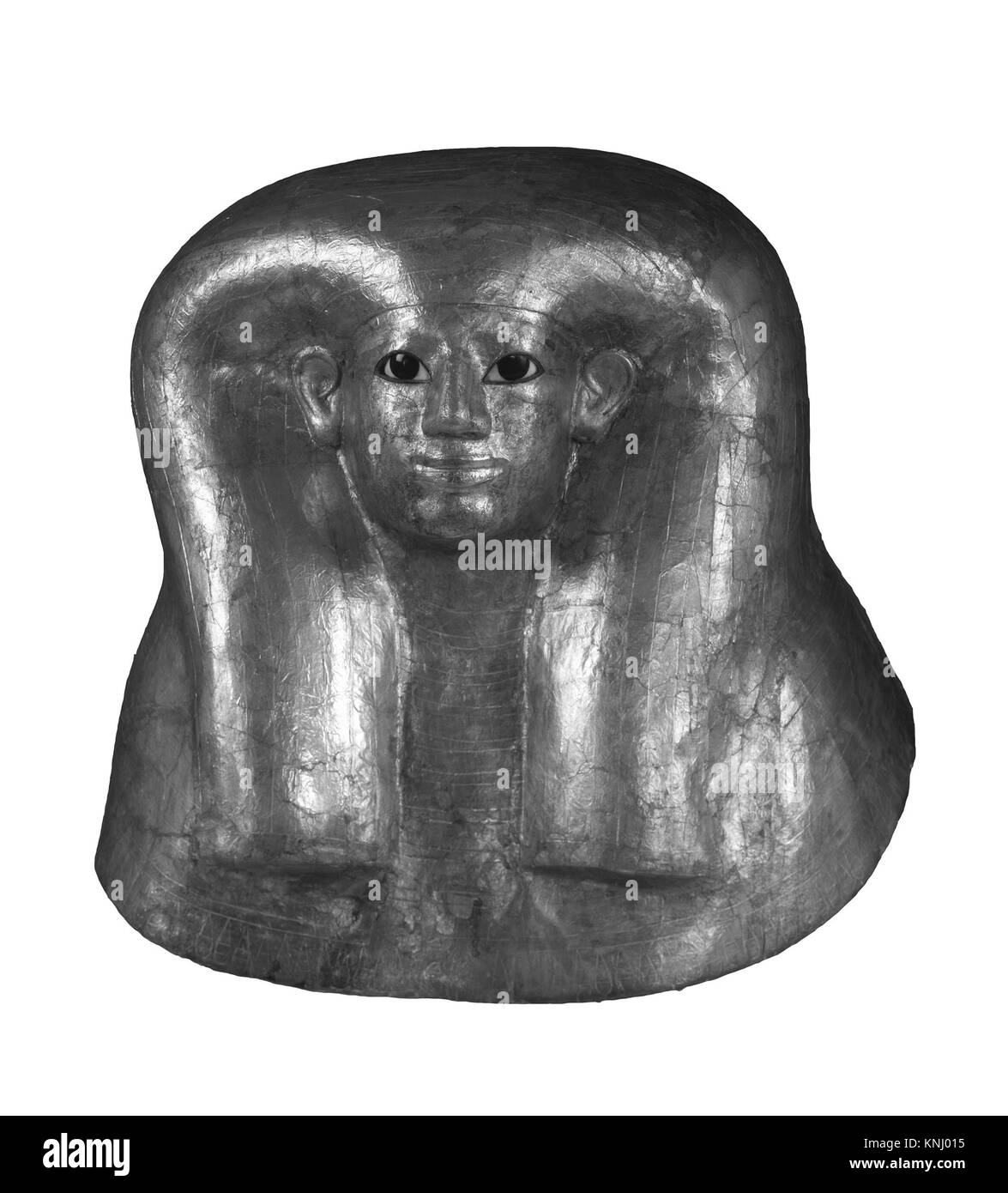 Maschera funeraria di Hatnefer, un antico manufatto egiziano, utilizzato nei rituali di sepoltura per onorare il defunto e preservare l'identità, illustrando l'artigianato, le pratiche culturali e le credenze sull'aldilà. Foto Stock