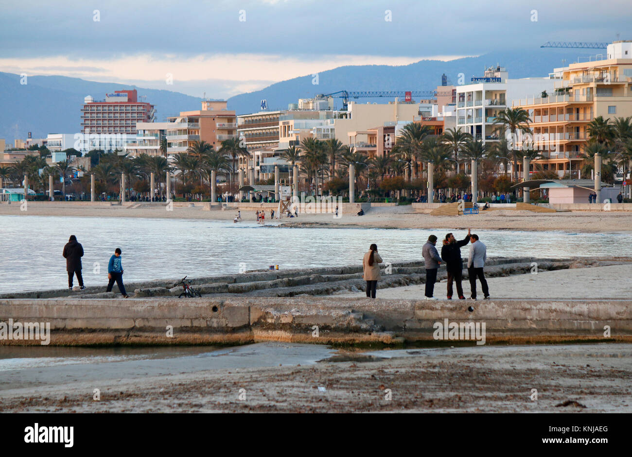 Mittelmeer, El Arenal, Platja de Palma, Palma de Mallorca, Mallorca. Foto Stock