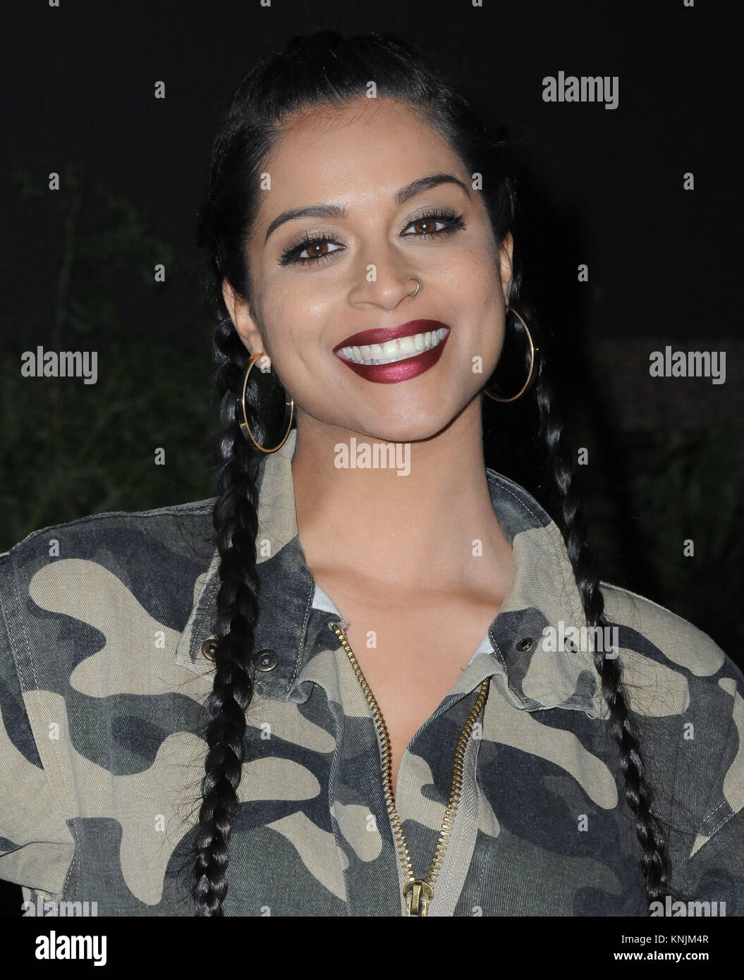 Hollywood, Stati Uniti d'America. Undicesimo Dec, 2017. L'attrice/YouTuber Lilly Singh assiste la premiere del Columbia Pictures' 'Jumanji: Welcome To The Jungle' a TCL Teatro Cinese su dicembre 11, 2017 in Hollywood, la California. Credito: Barry re/Alamy Live News Foto Stock