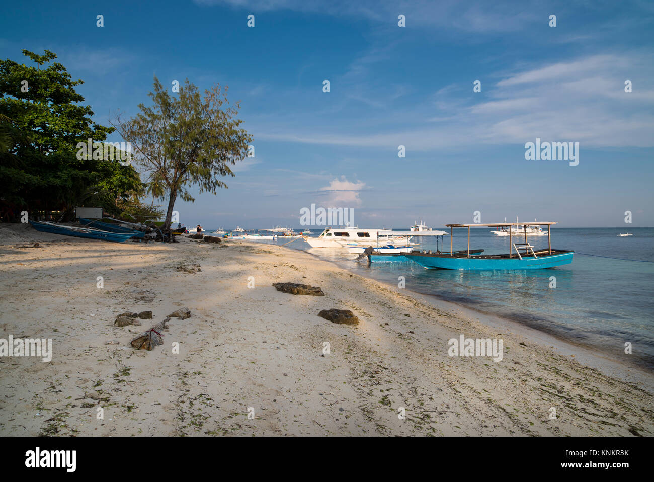 Una bella isola tropicale. Barche Tour.Malapascua - Filippine Foto Stock