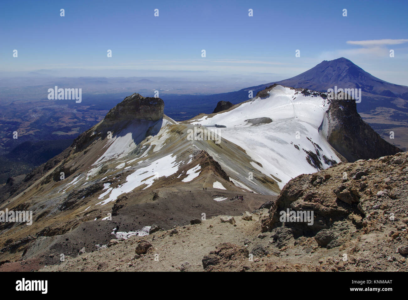 Iztaccíhuatl, vista dal vertice di Popocatépetl, Messico Foto Stock