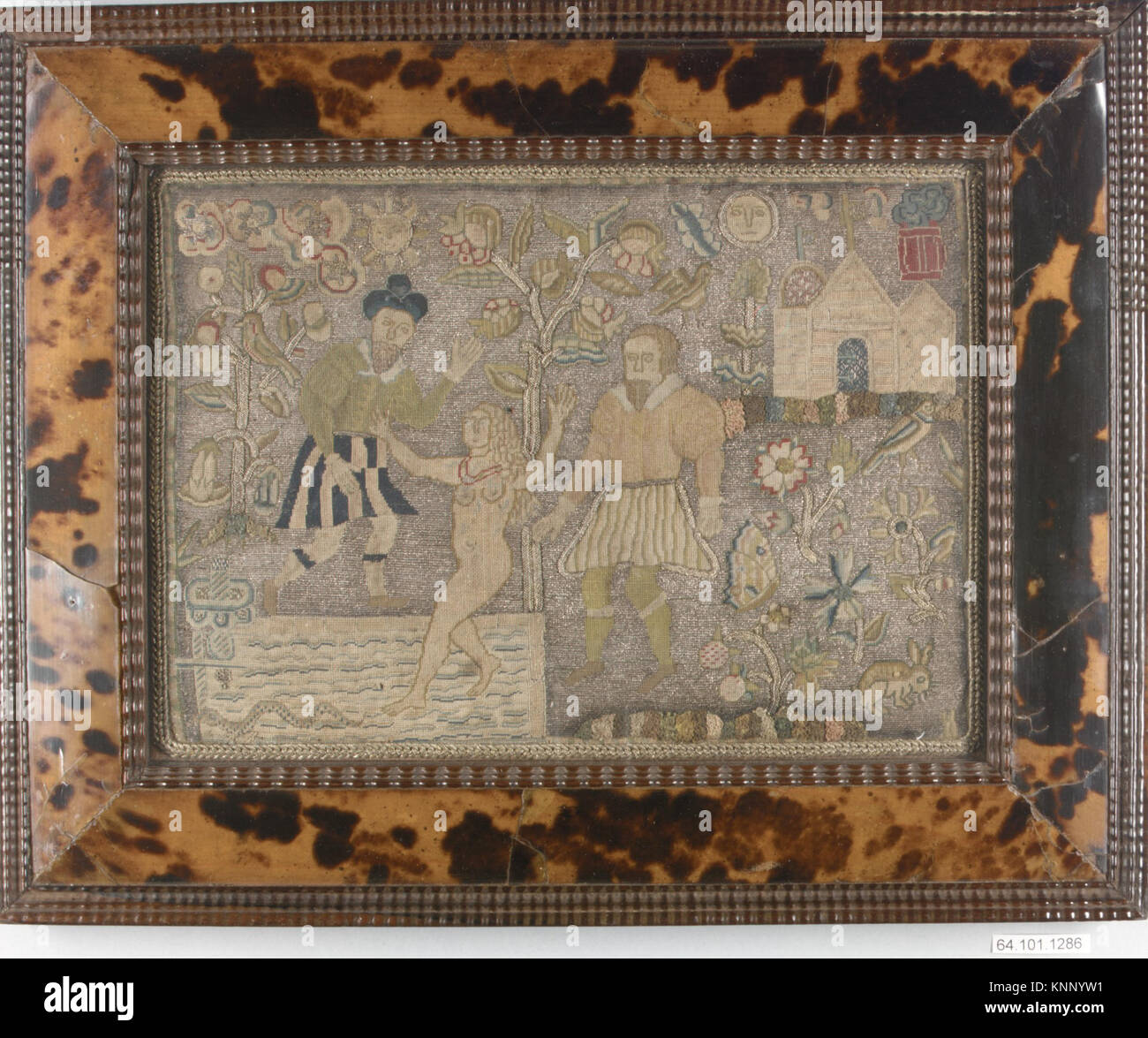 Questo cuscino, MET DP7850 228986, raffigura la scena biblica di Susanna e degli anziani, mostrando un'opera tessile storica, un design dipinto o ricamato e l'artigianato conservato nella collezione MET. Foto Stock Questo cuscino, MET DP7850 228986, raffigura la scena biblica di Susanna e degli anziani, mostrando un'opera tessile storica, un design dipinto o ricamato e l'artigianato conservato nella collezione MET. Foto Stock