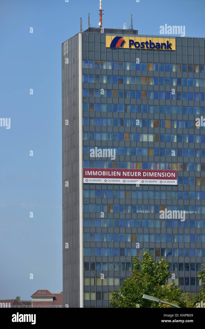 Banca postale alto, Hallesches shore, Krizevac, Berlino, Germania, Postbank Hochhaus, Hallesches Ufer, Kreuzberg, Deutschland Foto Stock