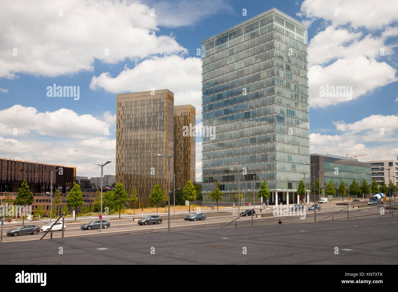 Strada davanti alla Corte di giustizia europea, edificio UE, Kirchberg Plateau, centro europeo, città di Lussemburgo, Lussemburgo, Benelux Foto Stock