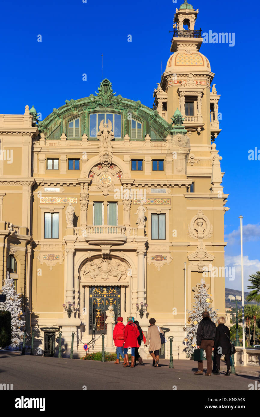 Il Casinò di Monte Carlo, esterna, Monaco, contro il cielo blu chiaro, Mediterranea Foto Stock