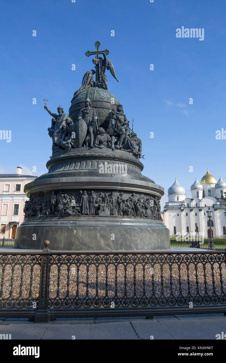 Monumento millenario,1862, il Cremlino, Sito Patrimonio Mondiale dell'UNESCO, Veliky Novgorod Oblast di Novgorod, Russia Foto Stock
