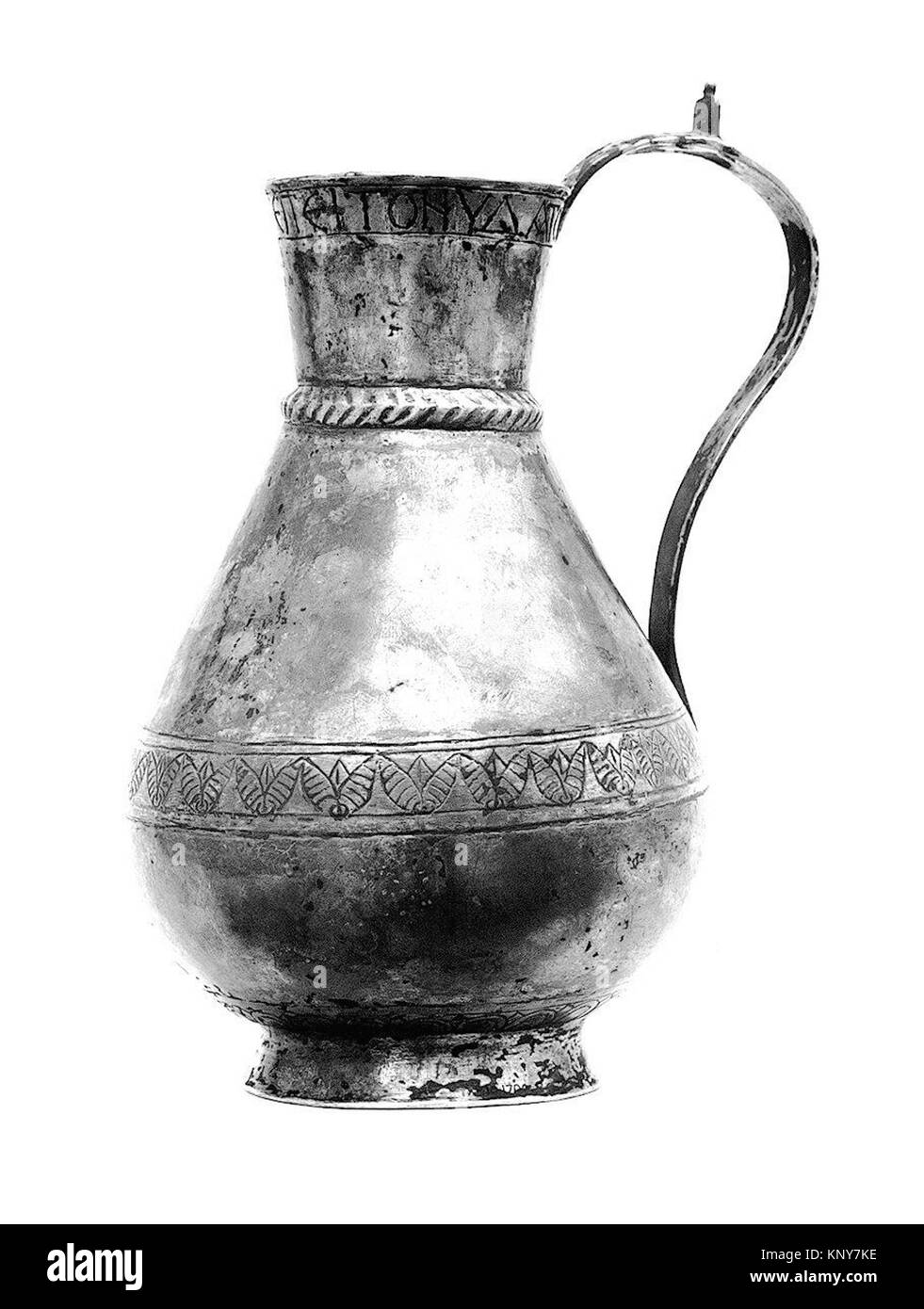 Ewer di Zanobi incontrato 40786 464113 Avar o bizantina, Ewer di Zanobi, 700s, argento, parzialmente dorato, 9 1/8 ? 5 1/16 in., 20.962 once troy (23.2 ? 12,9 cm, 652g) altri (w/out maniglia): 8 7/16 in. (21,5 cm). Il Metropolitan Museum of Art di New York. Dono di J. Pierpont Morgan, 1917 (17.190.1704) Foto Stock