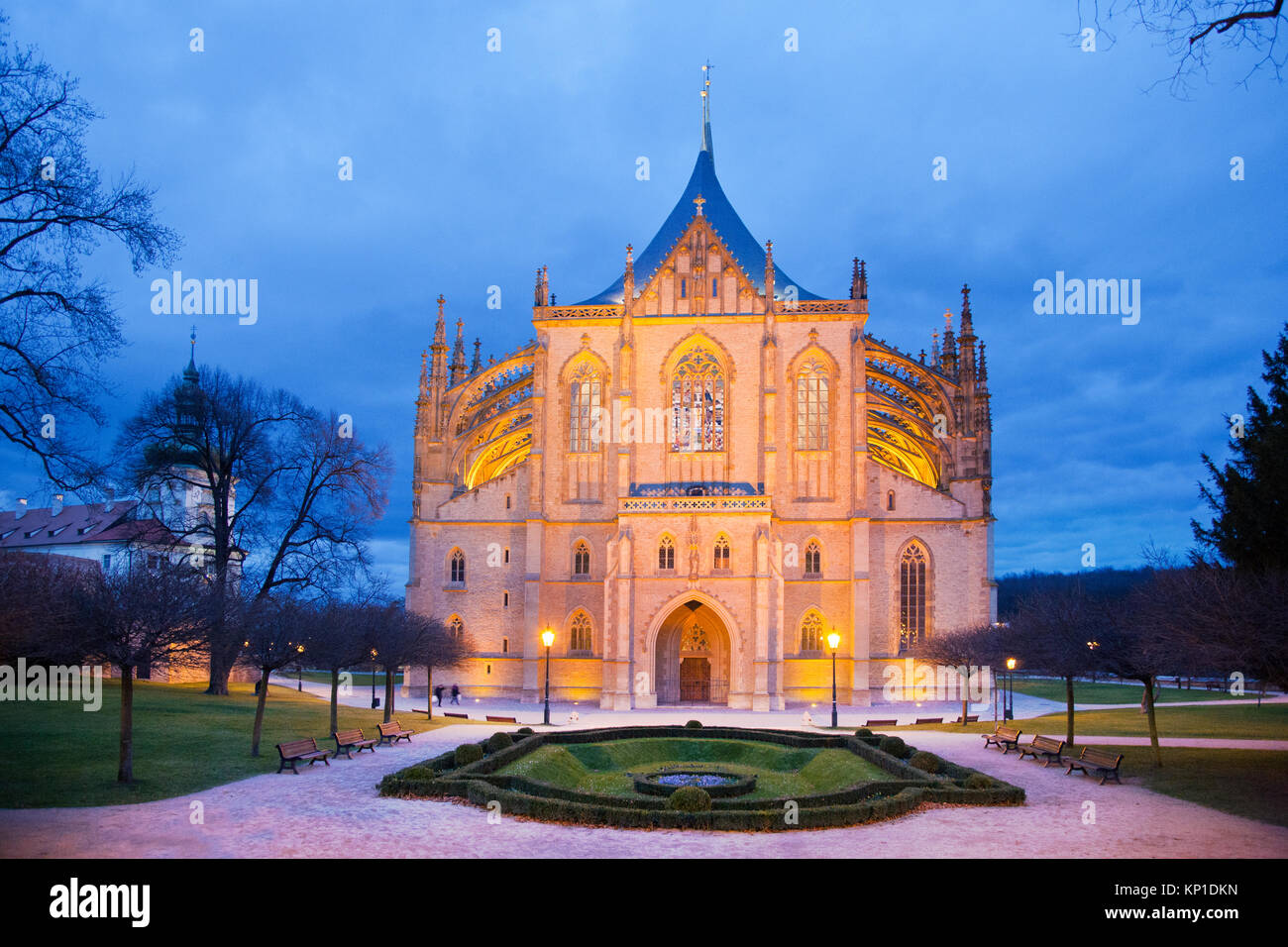 In stile gotico di San Barbora cattedrale dal 1388, culturale nazionale landmark, Kutna Hora, UNESCO, Central Bohemia Repubblica Ceca - notte foto Foto Stock