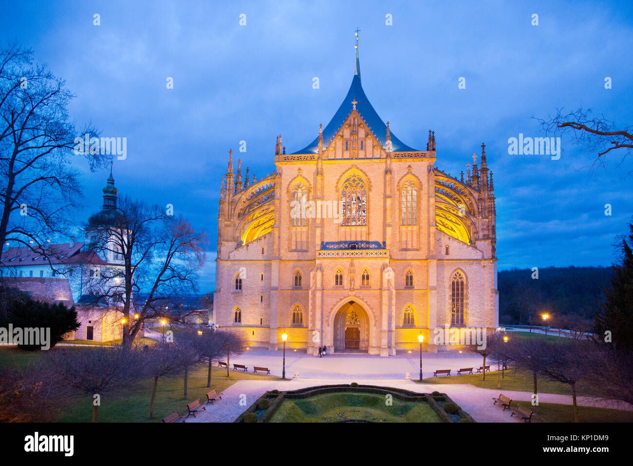 In stile gotico di San Barbora cattedrale dal 1388, culturale nazionale landmark, Kutna Hora, UNESCO, Central Bohemia Repubblica Ceca - notte foto Foto Stock