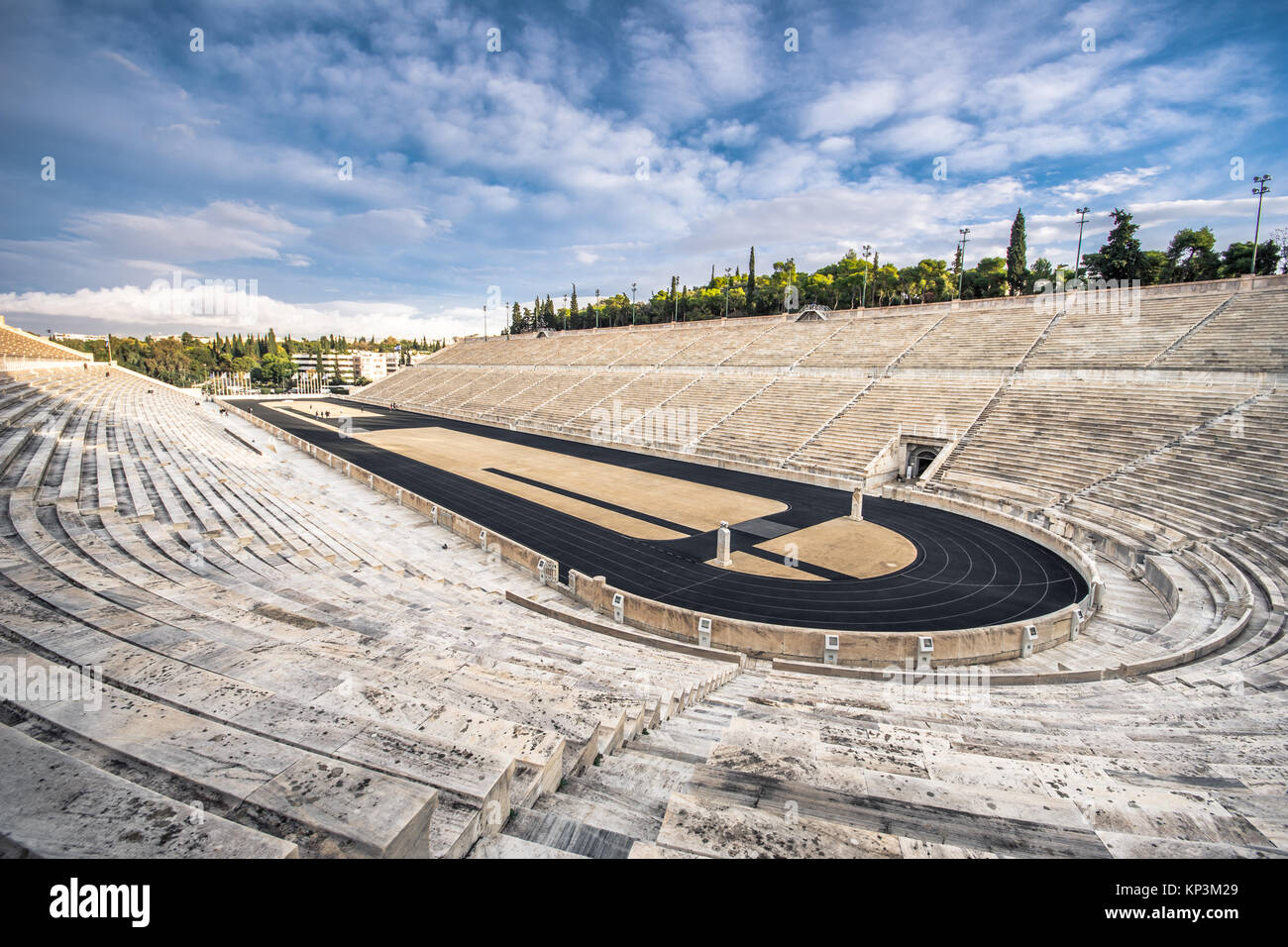 Stadio Panateneico in Atene, Grecia (ospitato i primi Giochi Olimpici moderni nel 1896), noto anche come Kalimarmaro che significa buona pietra di marmo. Foto Stock