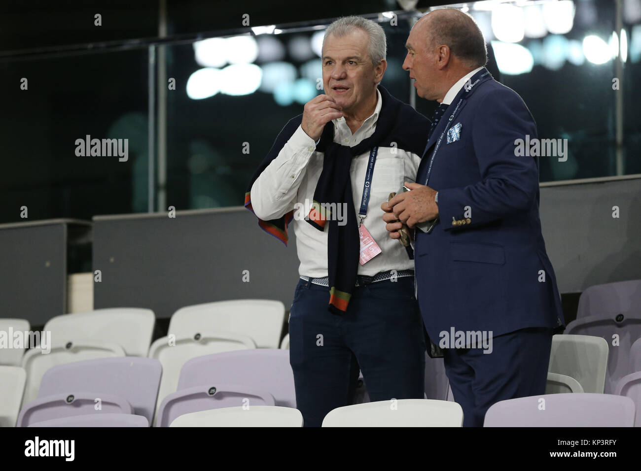 Hazza Bin Zayed Stadium, Al Ain, Emirati Arabi Uniti. 12 Dic, 2017. Javier Aguirre, al Wahda head coach, Dicembre 12, 2017 - Calcetto : Club FIFA World Cup UAE 2017 semi-match finale tra il Gremio 1-0 Pachuca a Hazza Bin Zayed Stadium, Al Ain, Emirati Arabi Uniti. Credito: AFLO/Alamy Live News Foto Stock