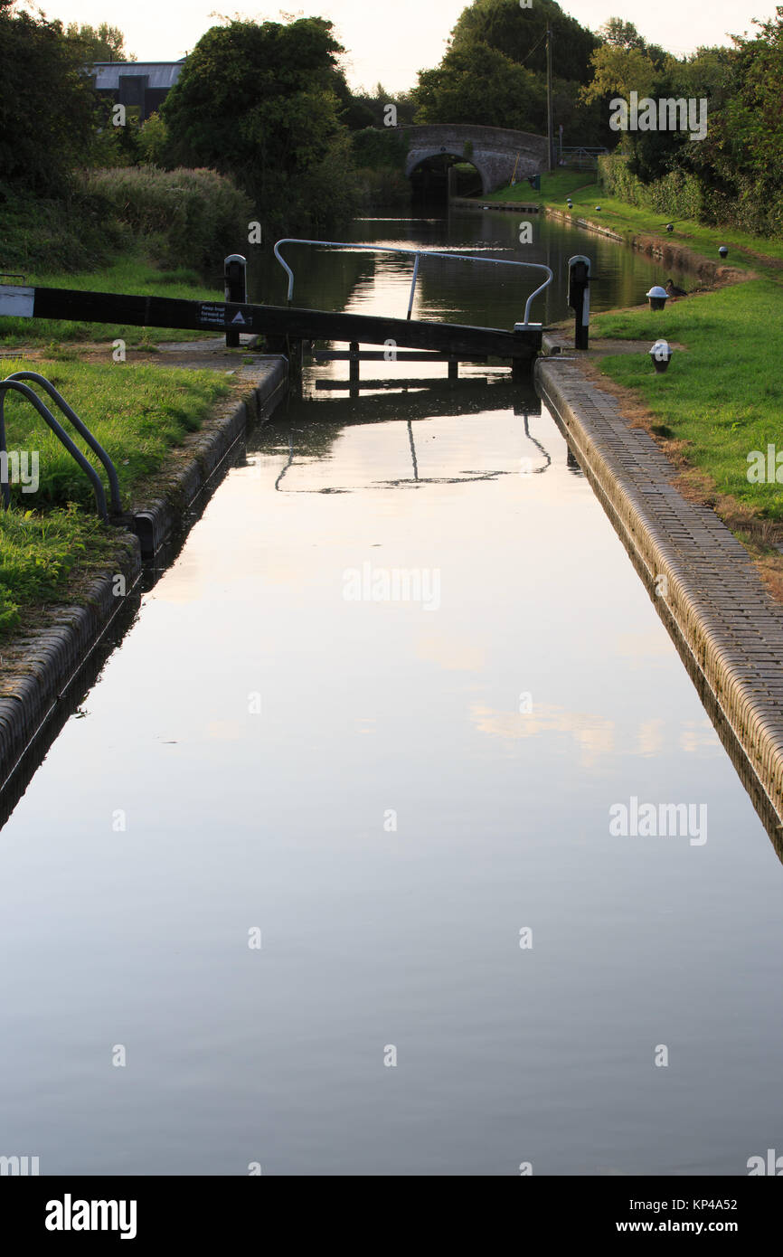 Viste lungo Canal a lunga Marston Hertfordshire Foto Stock